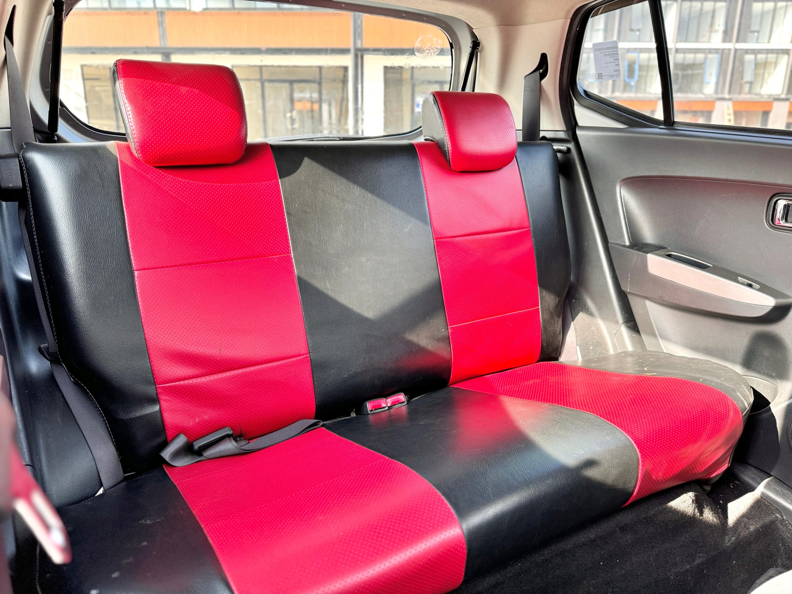 Toyota Agya 1.0 G MT Silver - Gambar 14