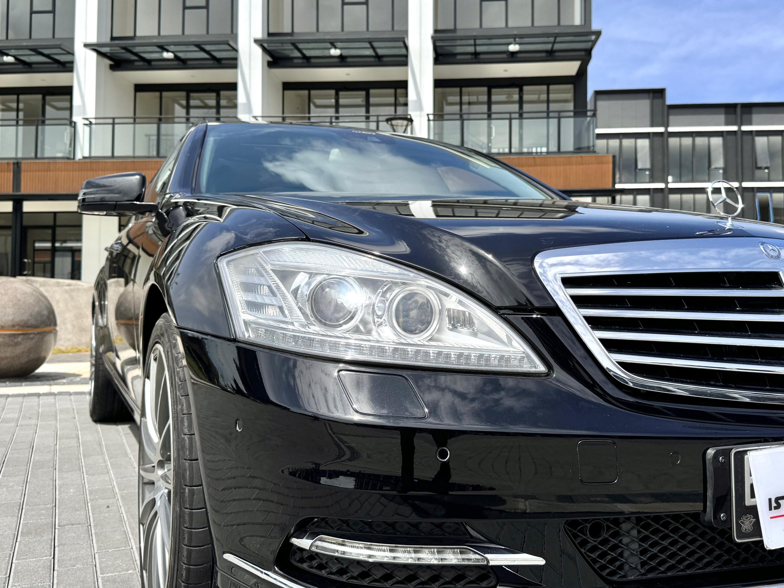 Mercedes S300 L, Hitam - Gambar 9