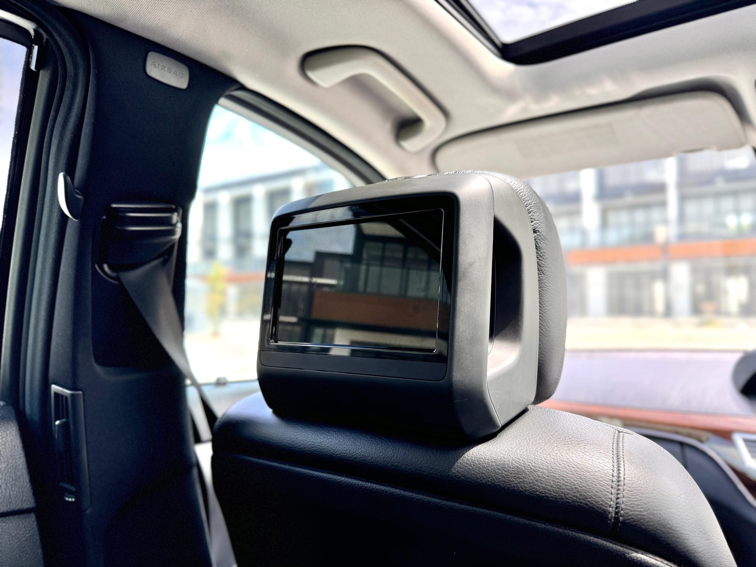 Mercedes S300 L, Hitam - Gambar 19