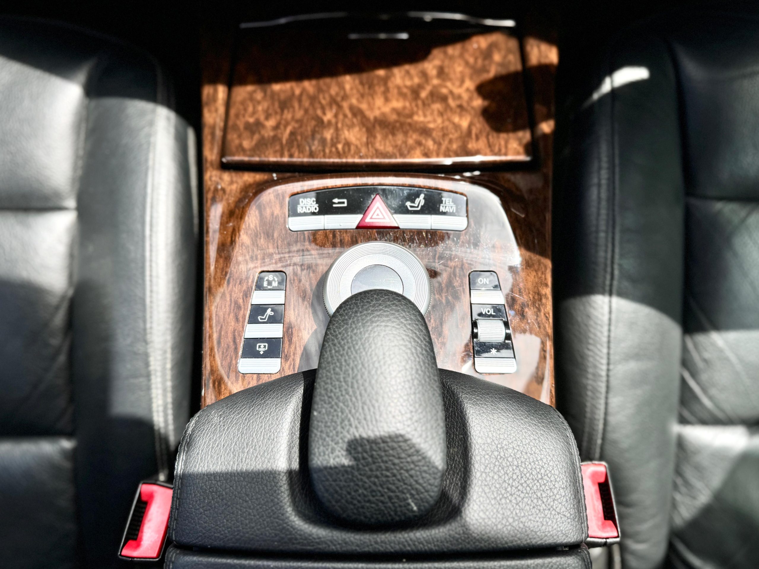 Mercedes S300 L, Hitam - Gambar 20