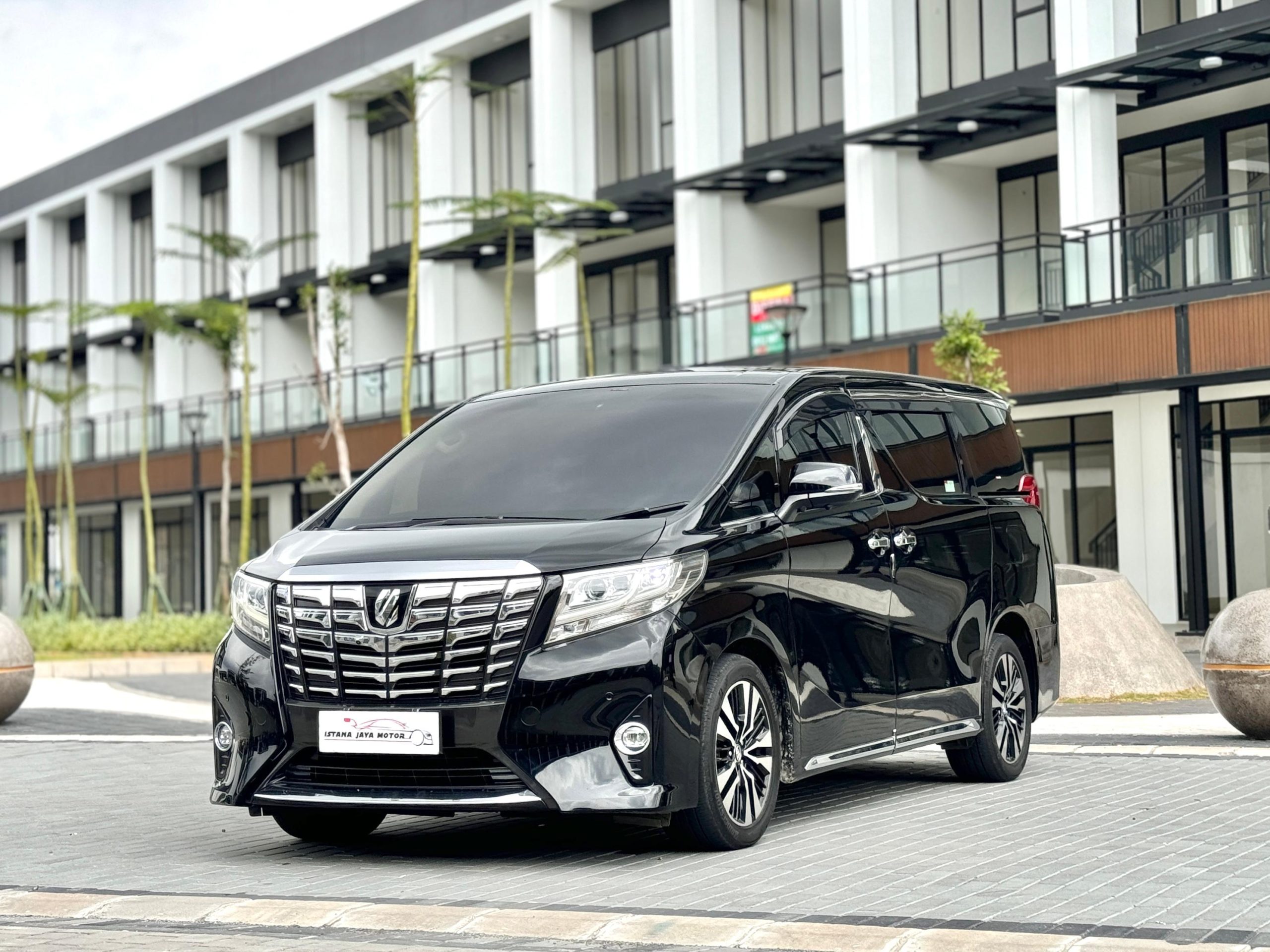 TOYOTA ALPHARD 2.5 G ATPM HITAM - Gambar 2