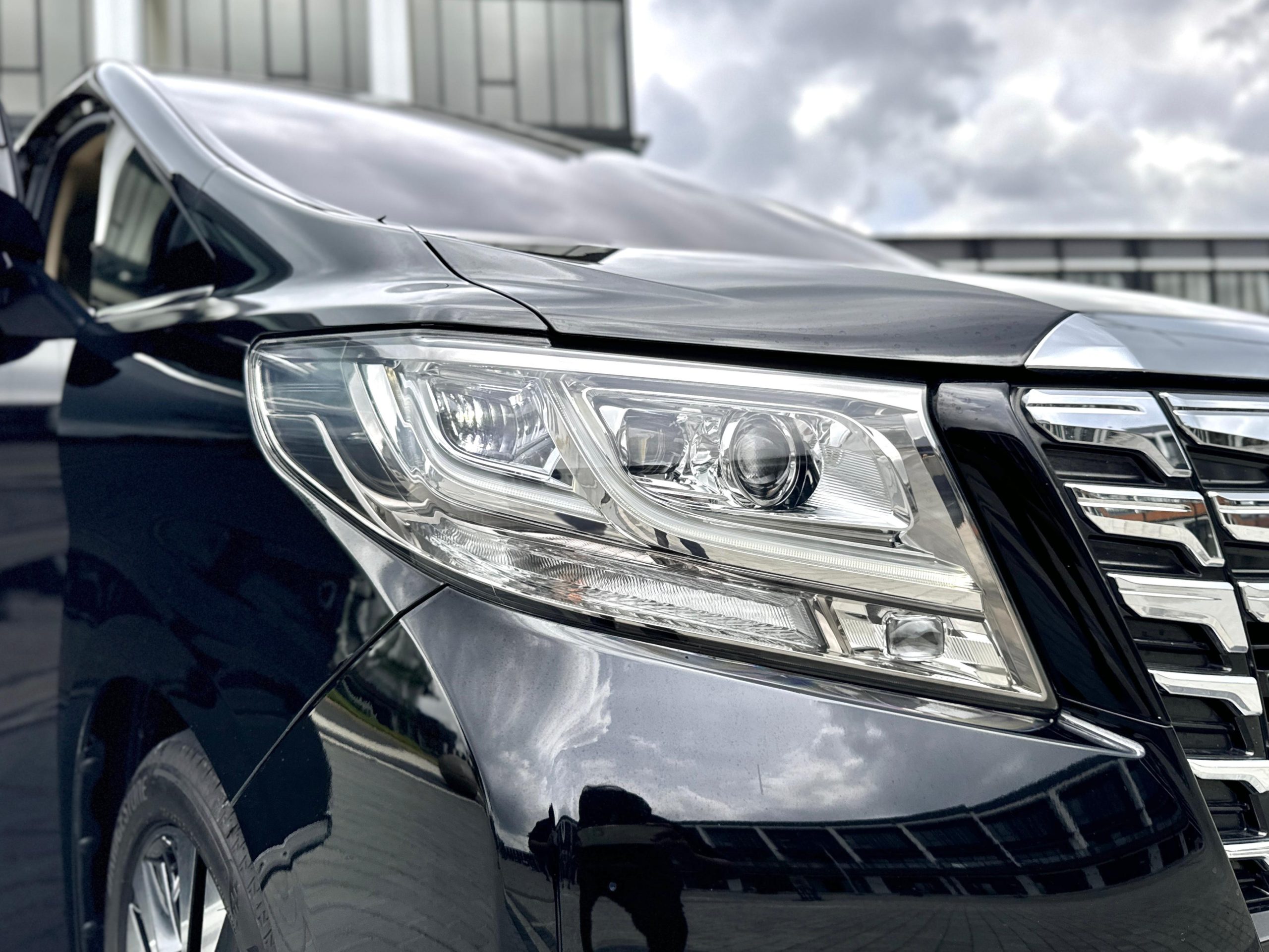 TOYOTA ALPHARD 2.5 G ATPM HITAM - Gambar 9