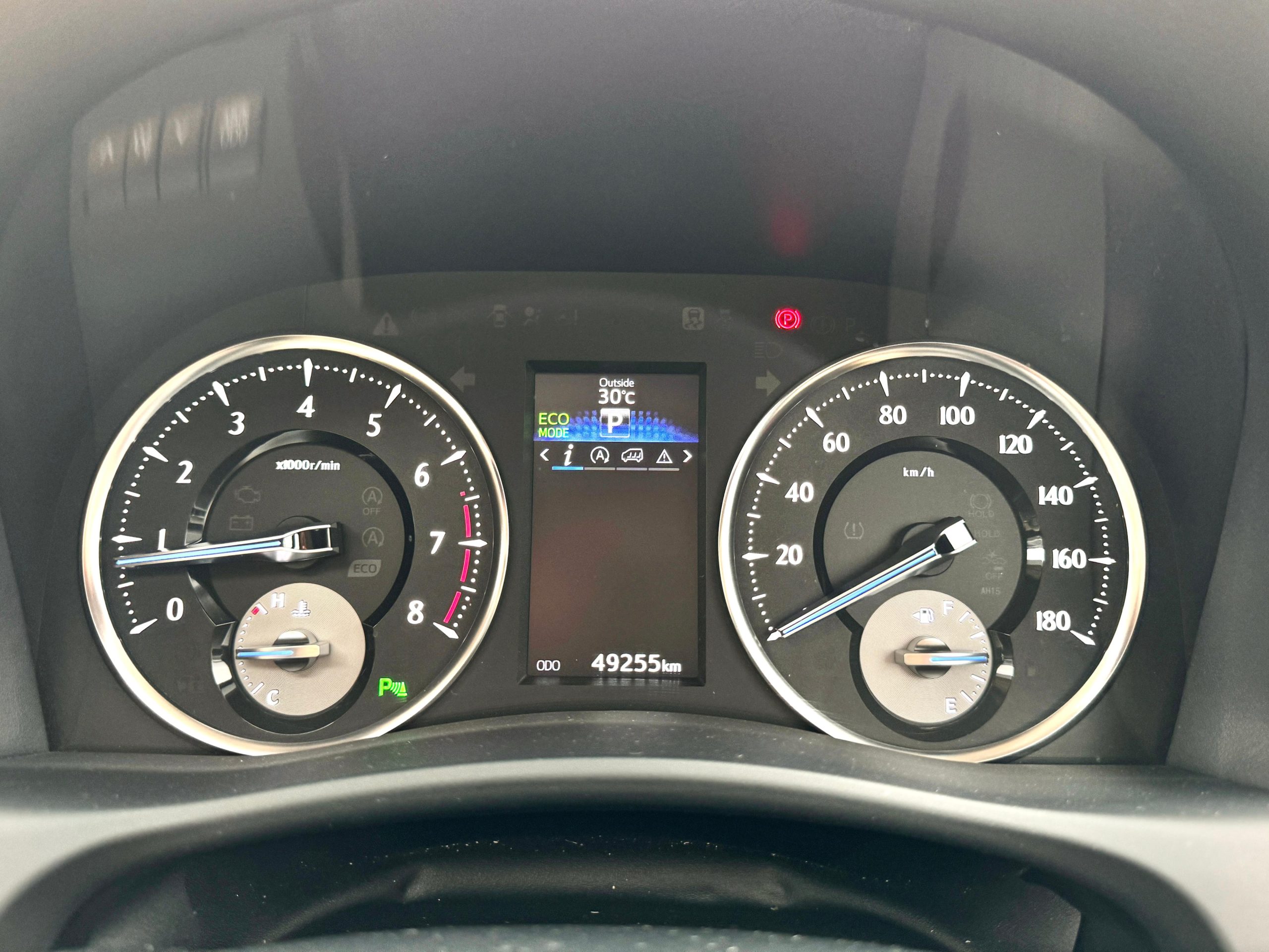 TOYOTA ALPHARD 2.5 G ATPM HITAM - Gambar 17