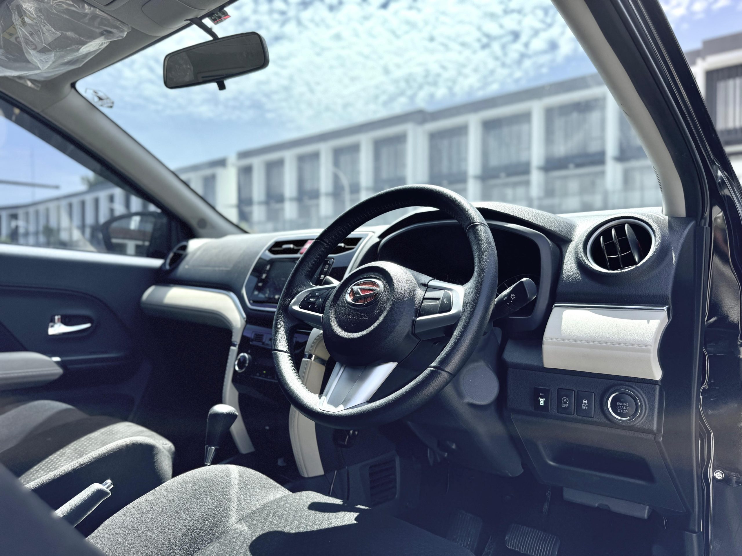 DAIHATSU TERIOS R AT HITAM - Gambar 9