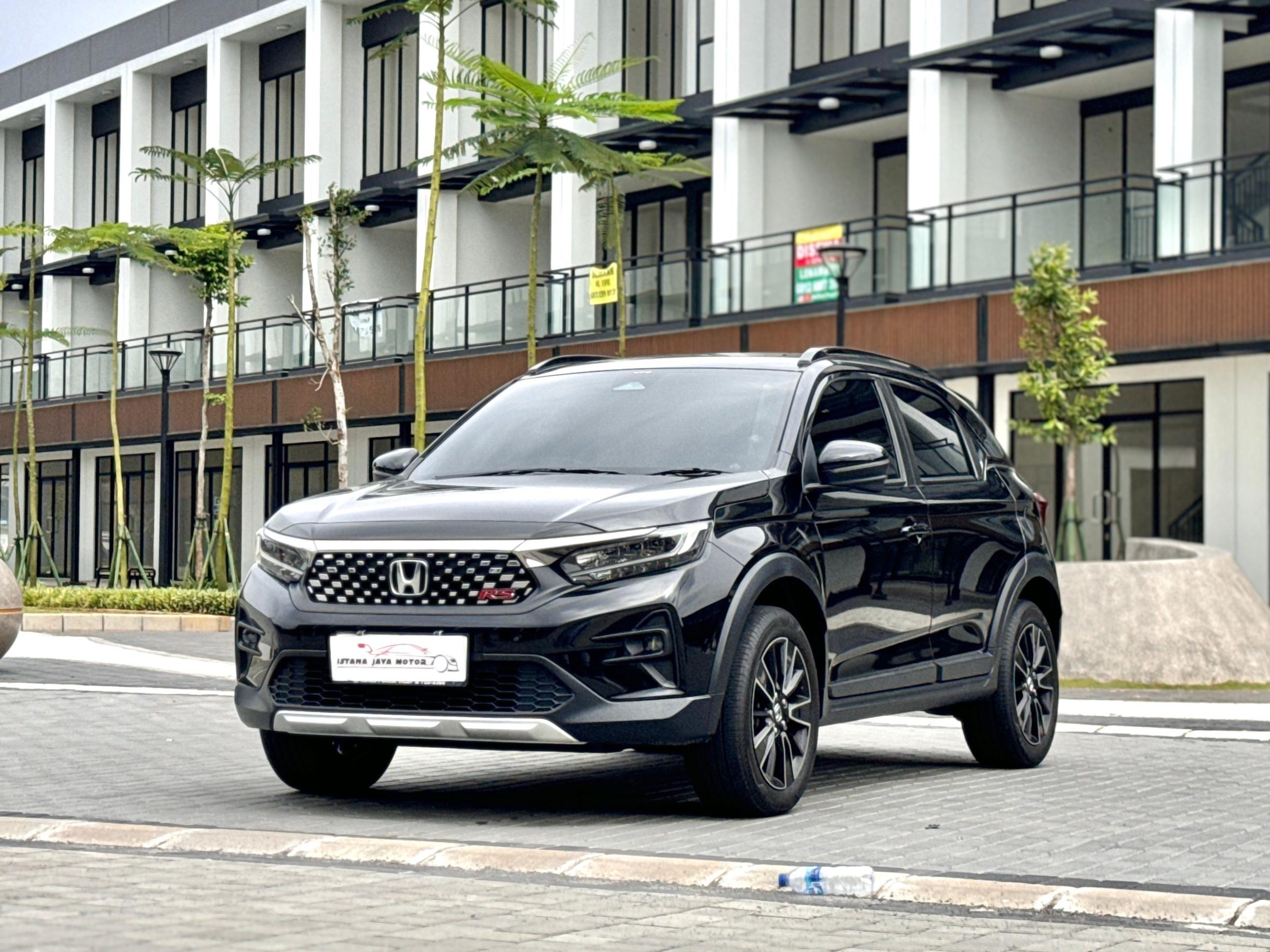 Honda Wrv Sensing Hitam - Gambar 3