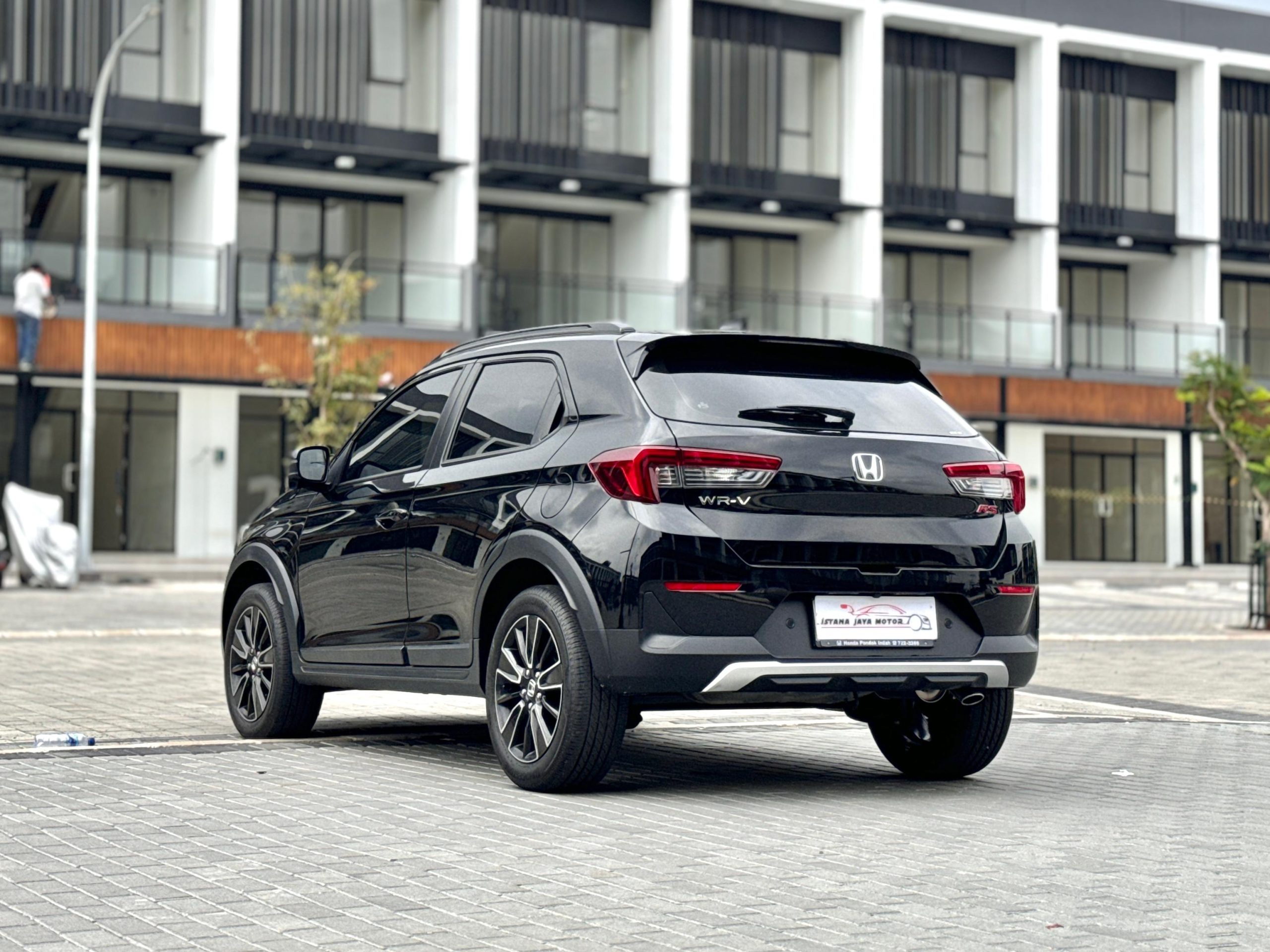 Honda Wrv Sensing Hitam - Gambar 7