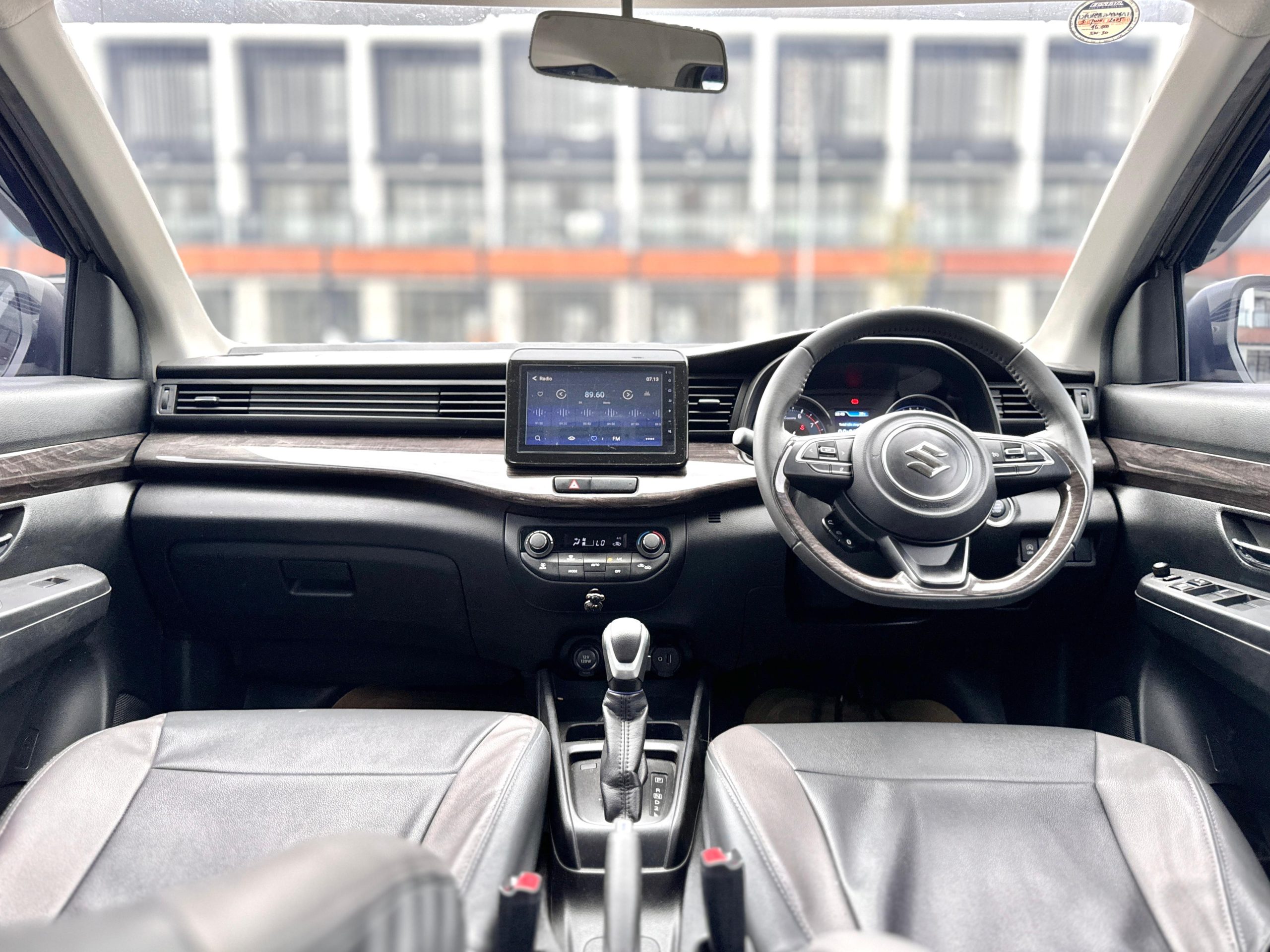 SUZUKI ERTIGA HYBRIB GX AT,ABU - Gambar 13