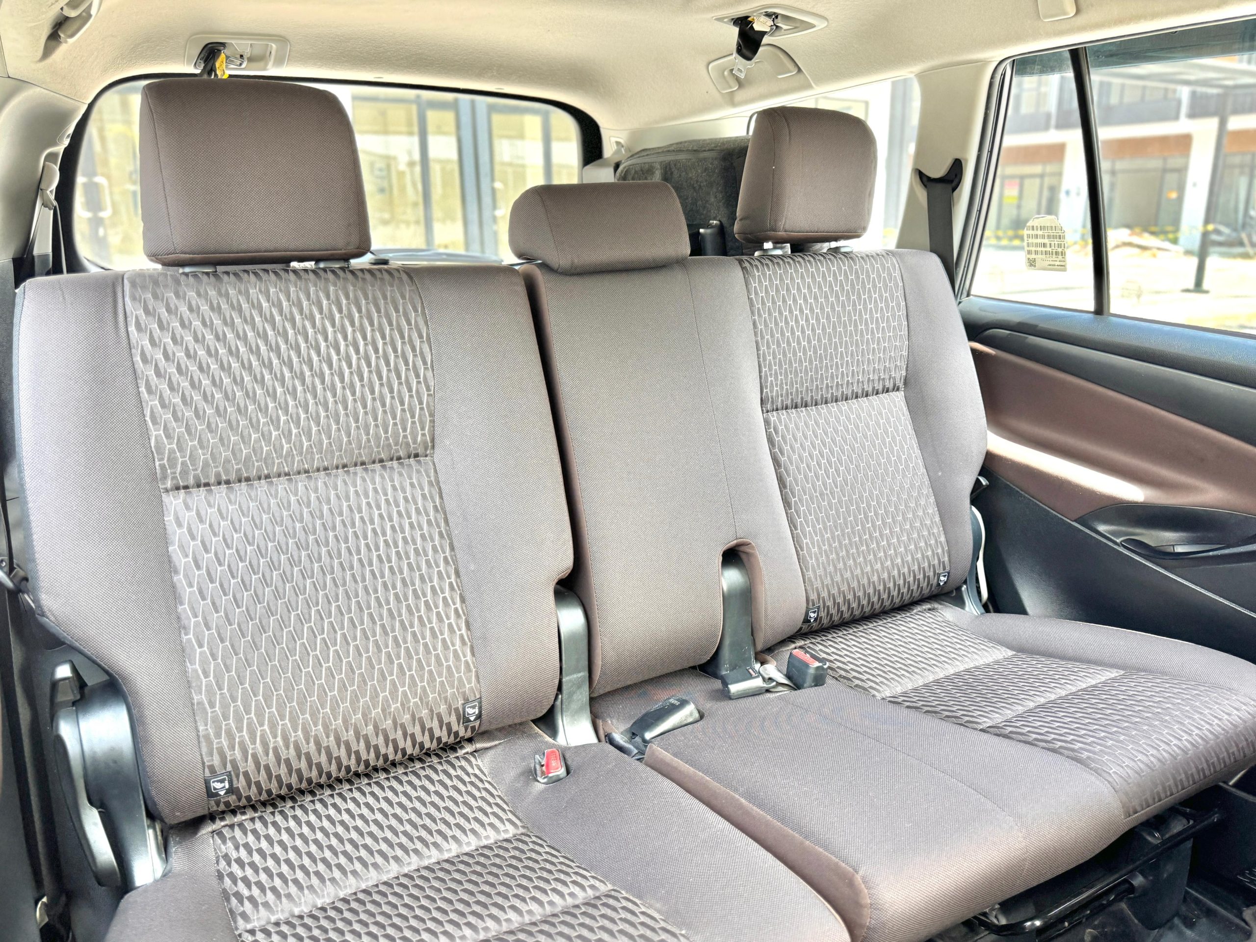 Toyota Innova 2.4 G Mt Abu - Gambar 10