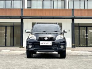 Toyota Rush S AT HITAM