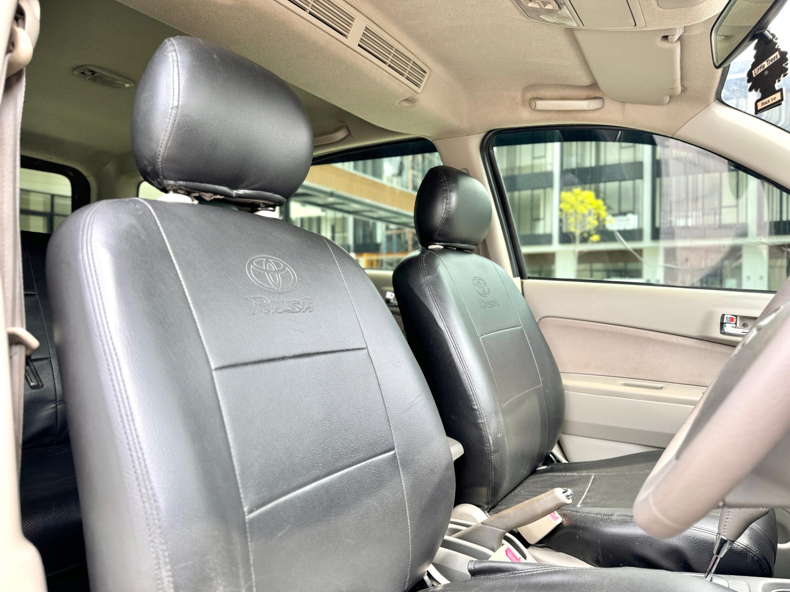 Toyota Rush S AT HITAM - Gambar 12