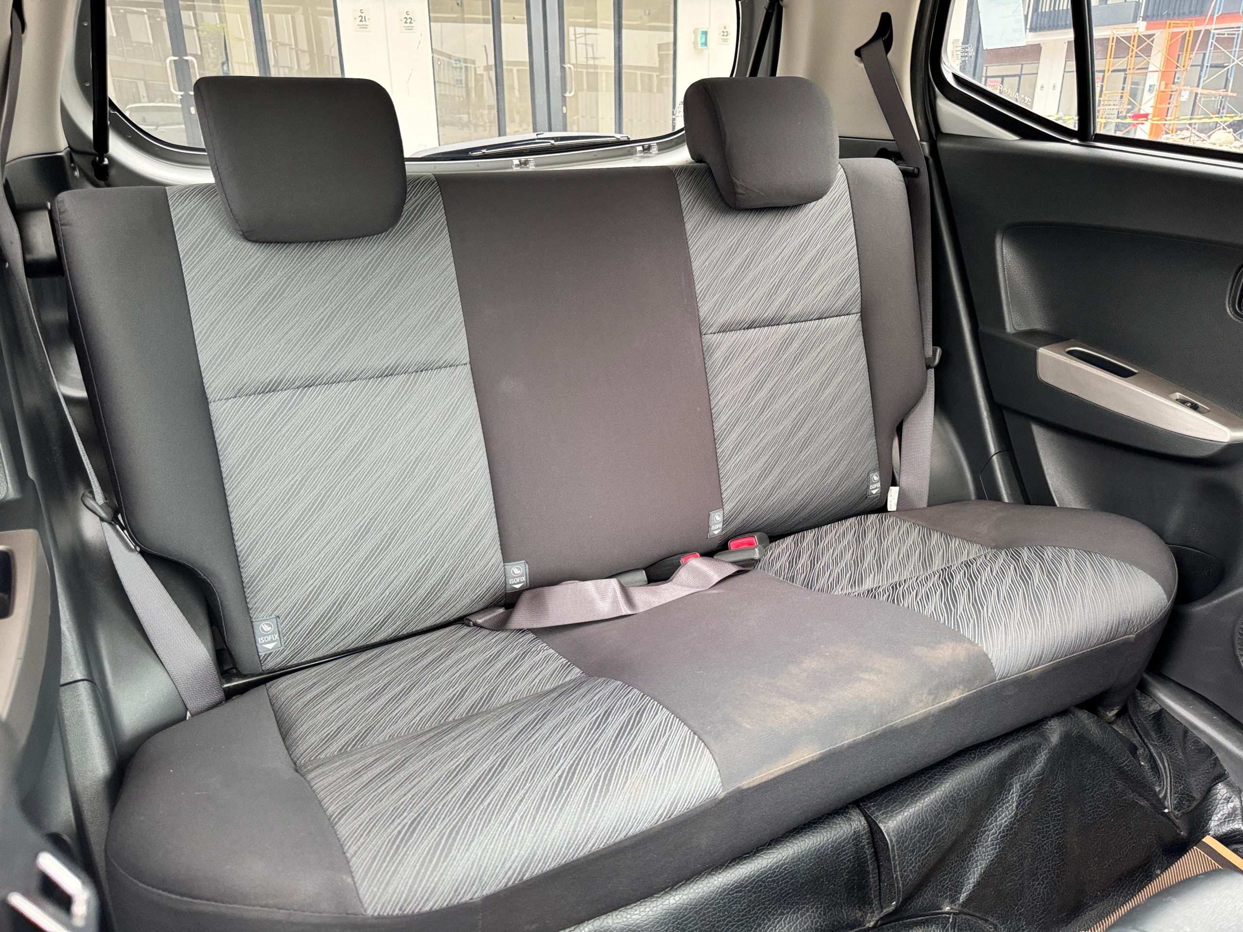 Toyota Agya 1.0 Trd AT Silver - Gambar 11