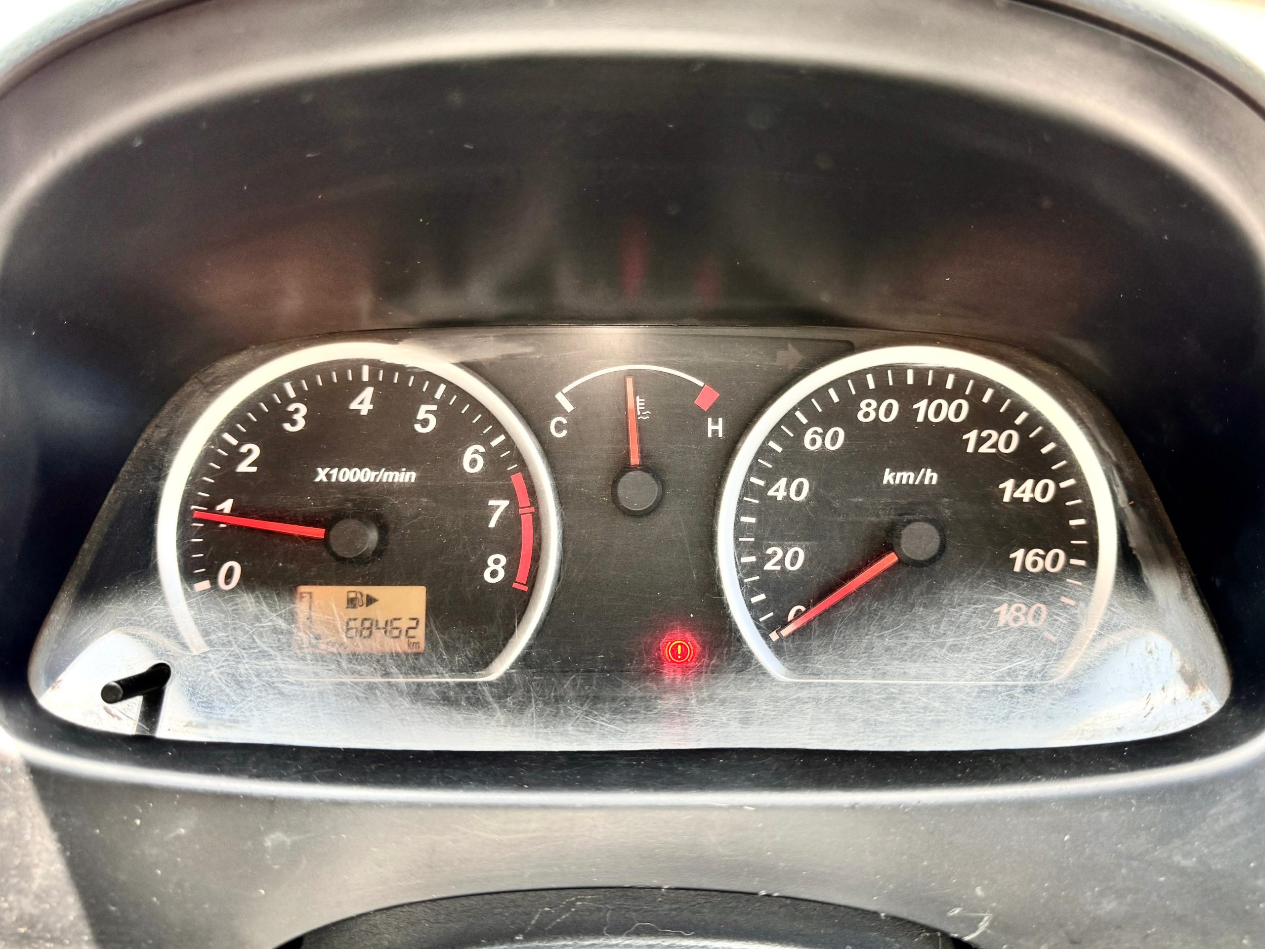 Daihatsu Luxio X MT,SILVER - Gambar 8