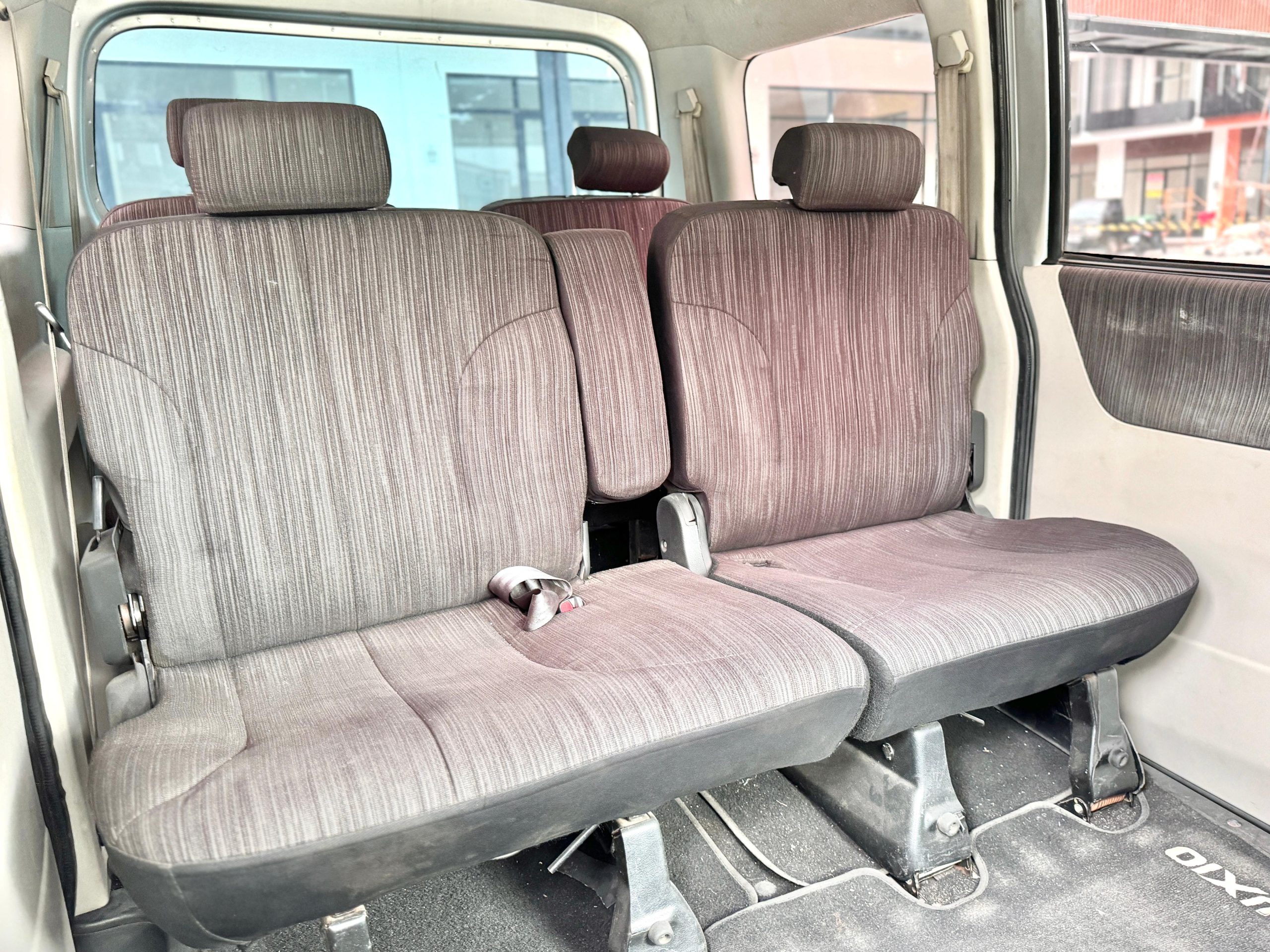 Daihatsu Luxio X MT,SILVER - Gambar 12