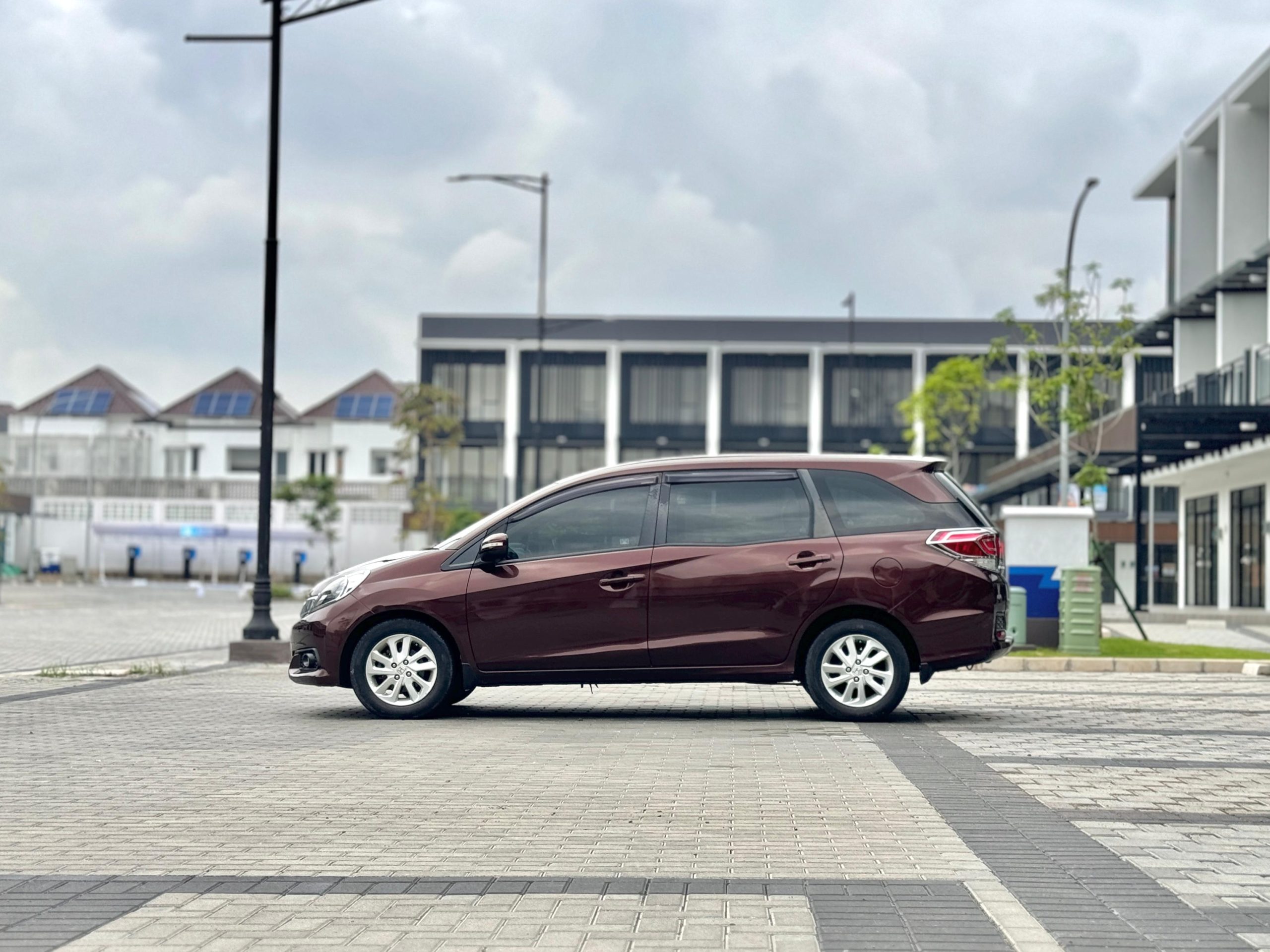 Honda Mobilio E At Merah - Gambar 6
