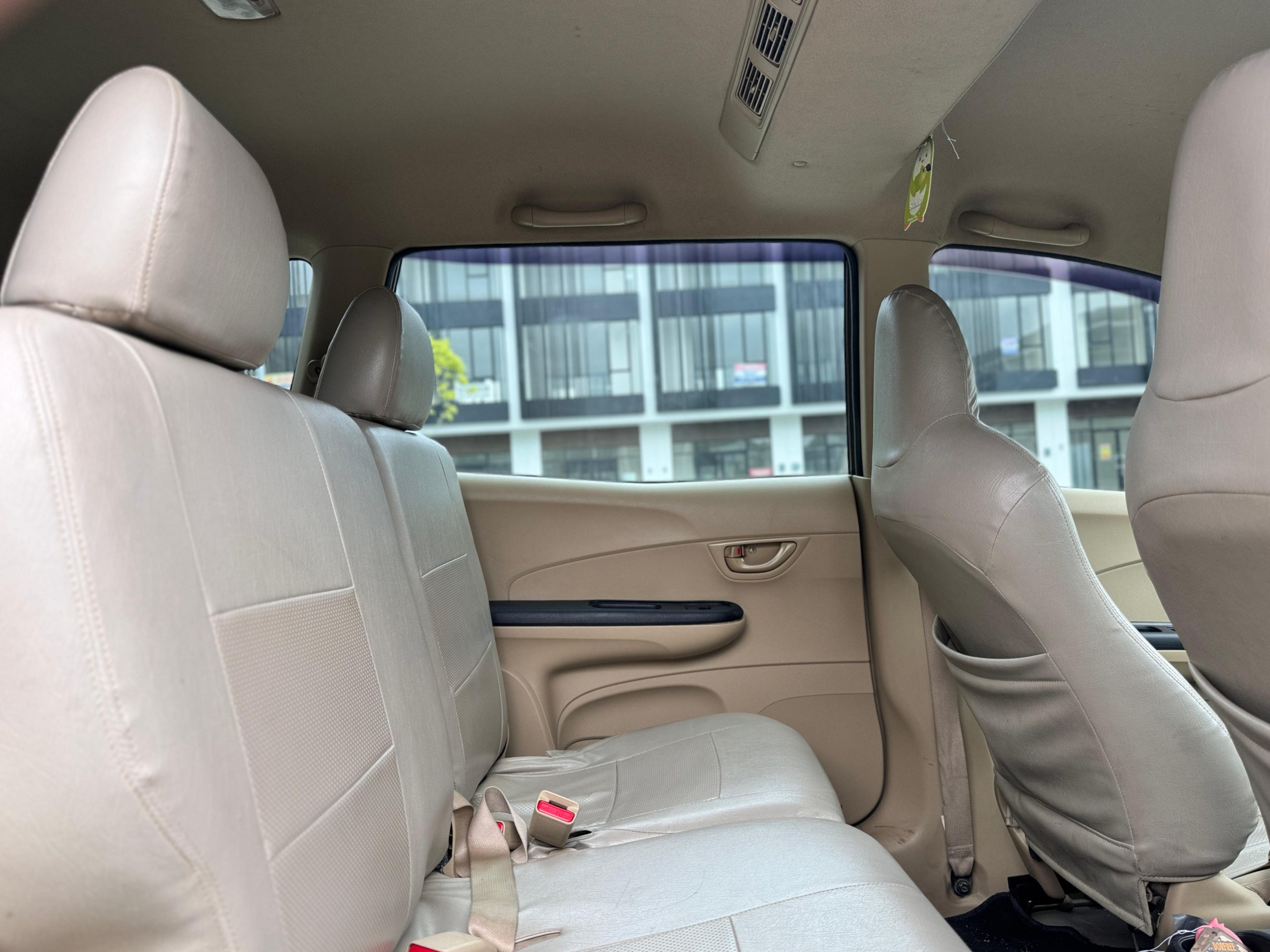 Honda Mobilio E At Merah - Gambar 10