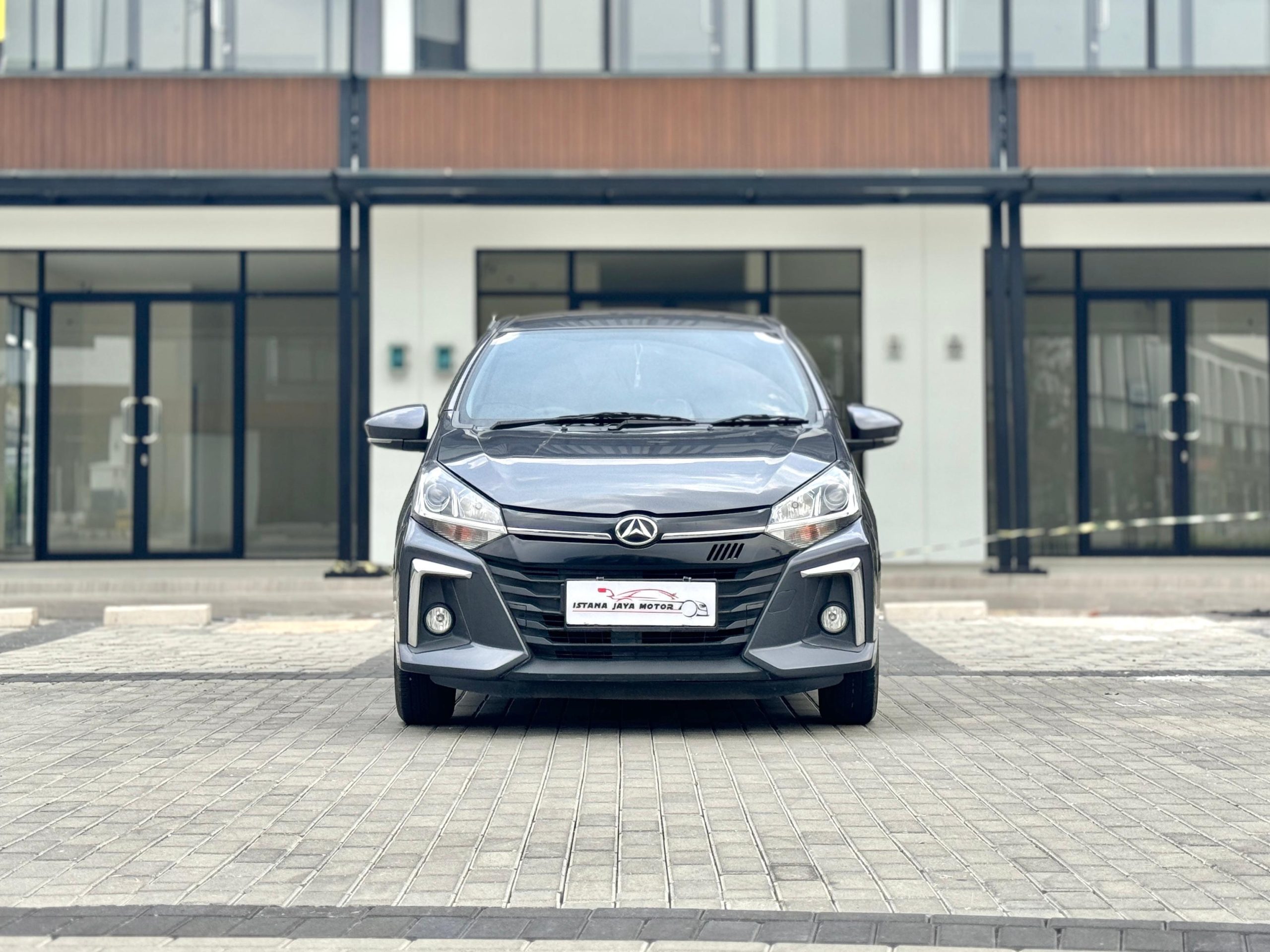 Daihatsu Ayla 1.2 R AT Abu