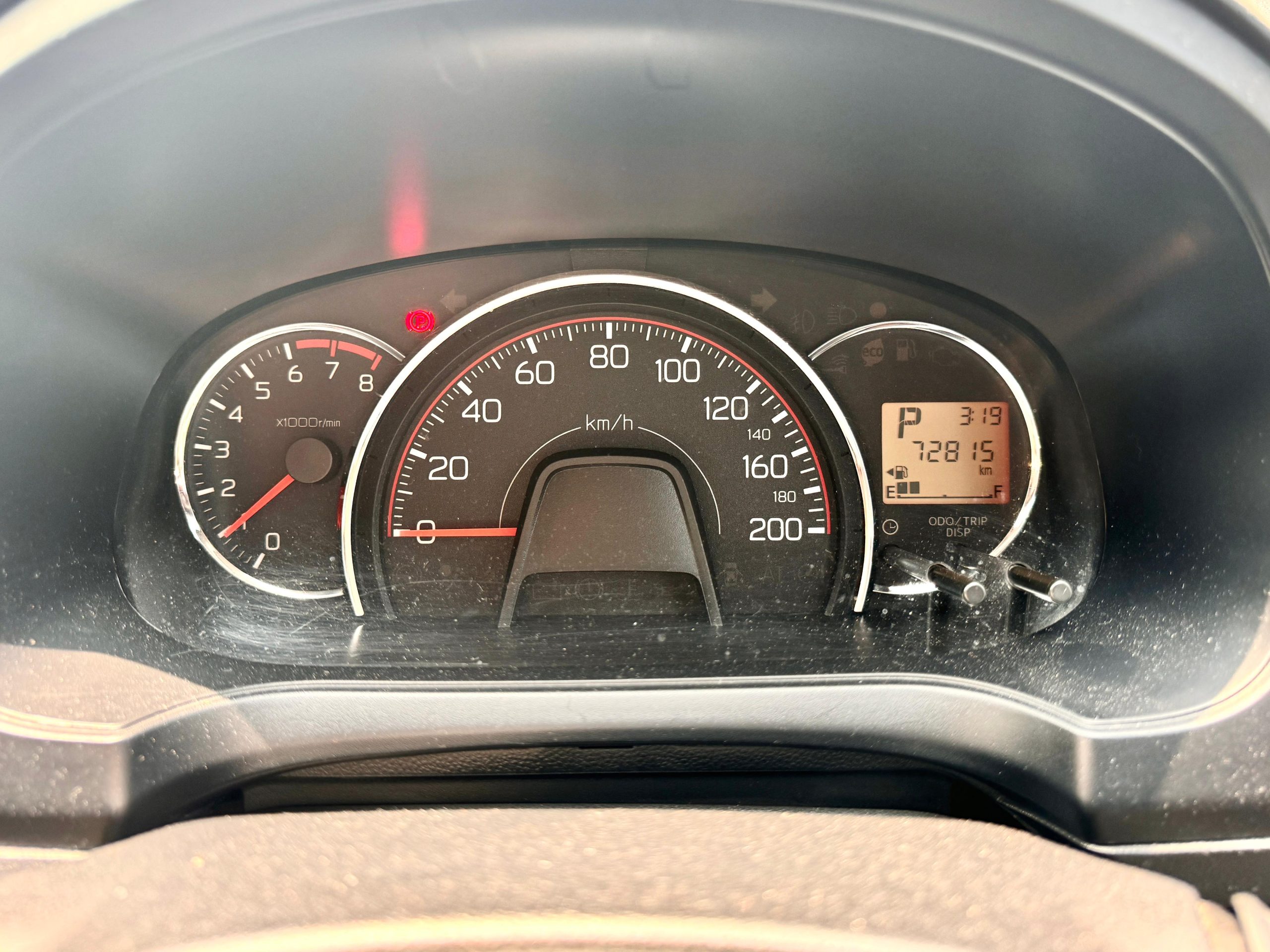 Daihatsu Ayla 1.2 R AT Abu - Gambar 14