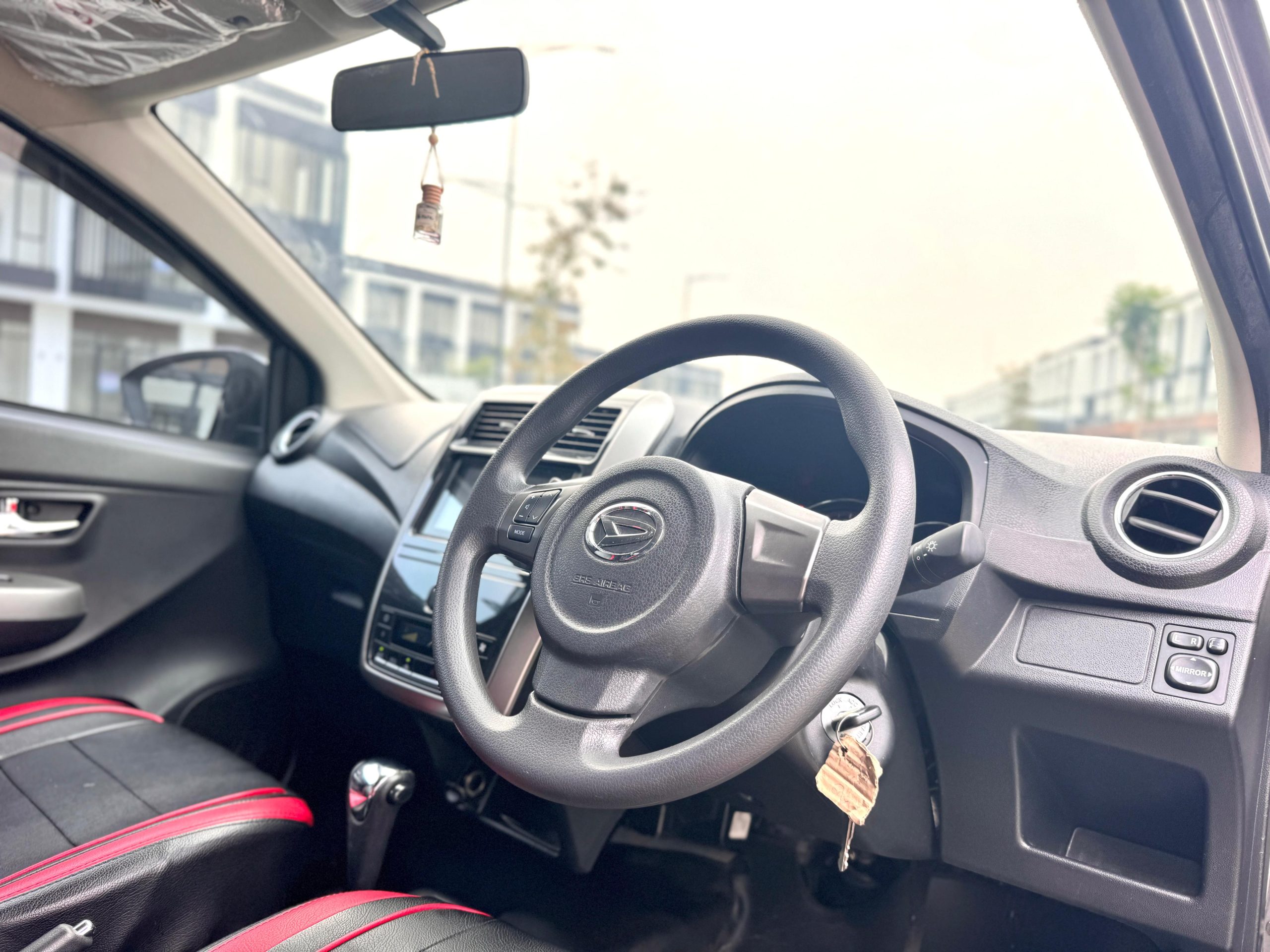 Daihatsu Ayla 1.2 R AT Abu - Gambar 12