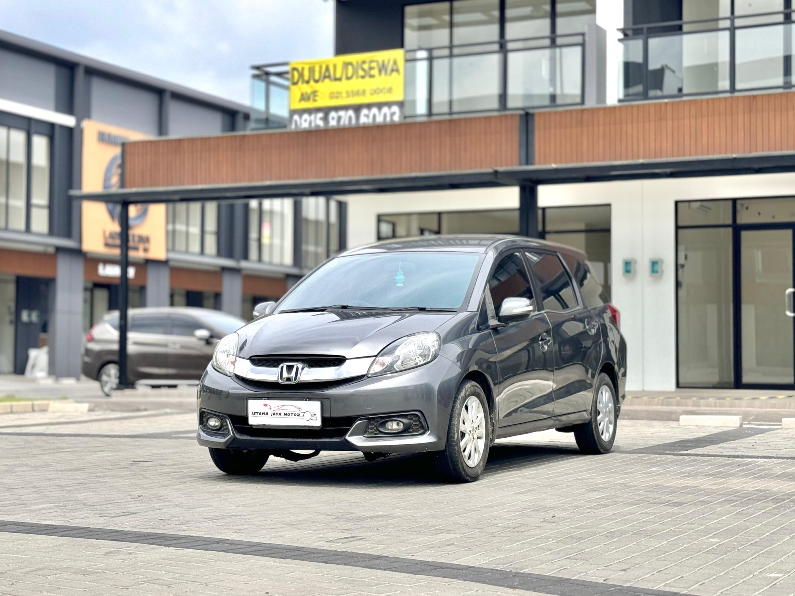 Honda Mobilio E AT Abu - Gambar 4