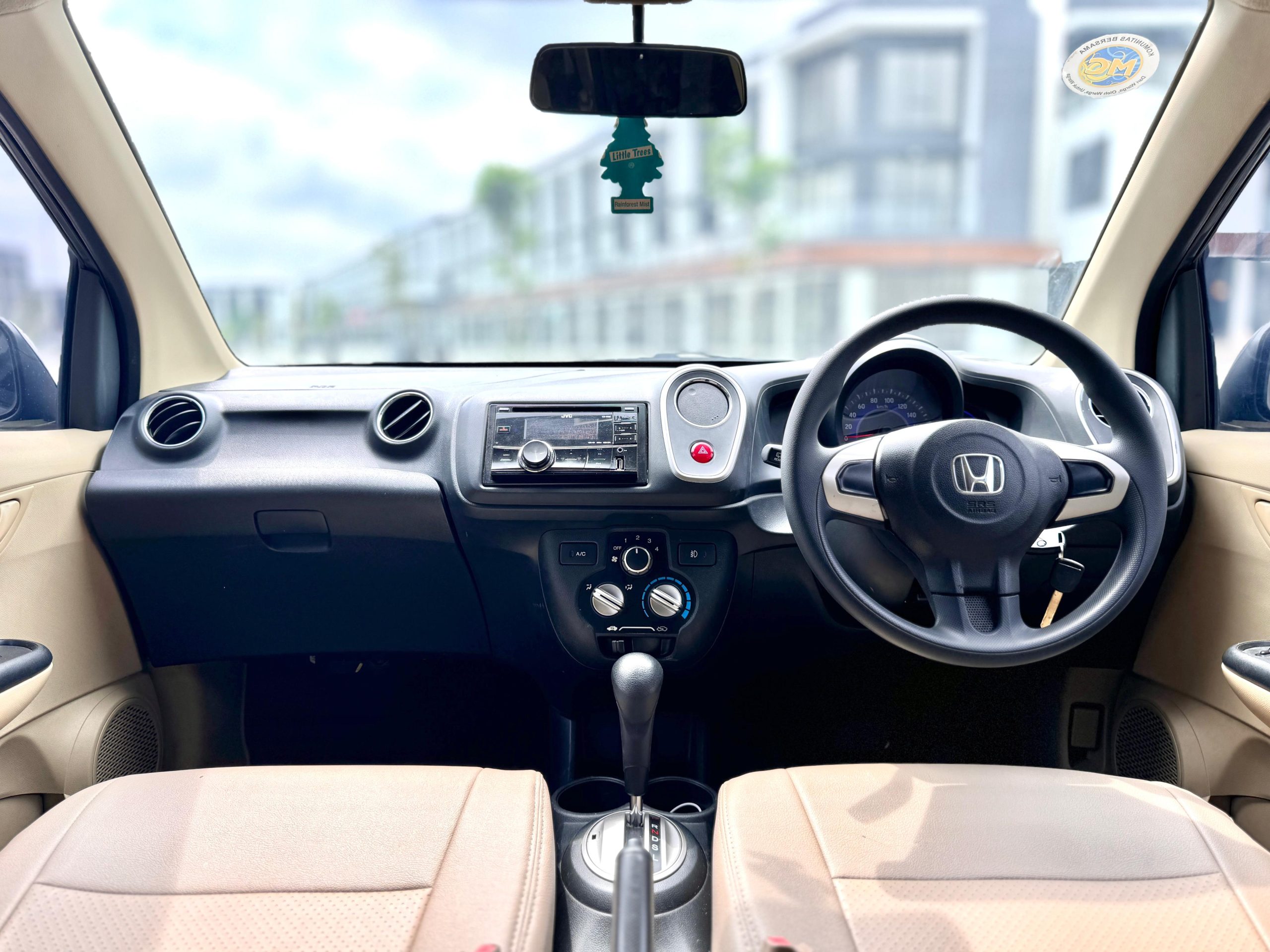 Honda Mobilio E AT Abu - Gambar 9