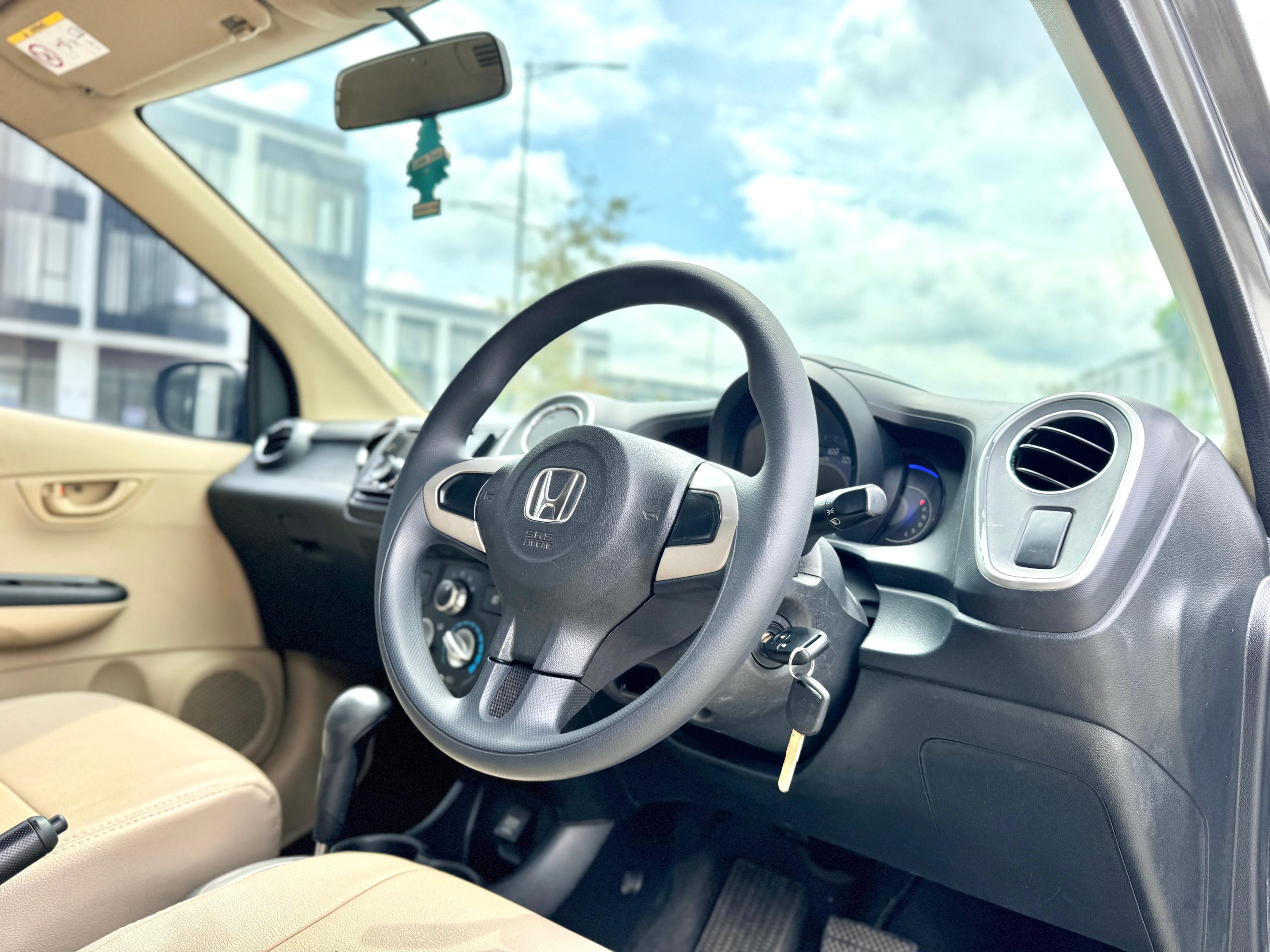 Honda Mobilio E AT Abu - Gambar 8