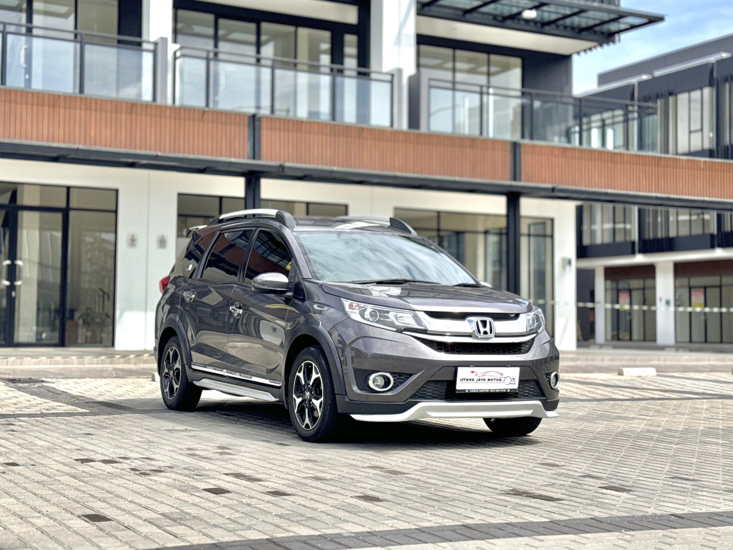 Honda Brv E prestige AT Abu - Gambar 12