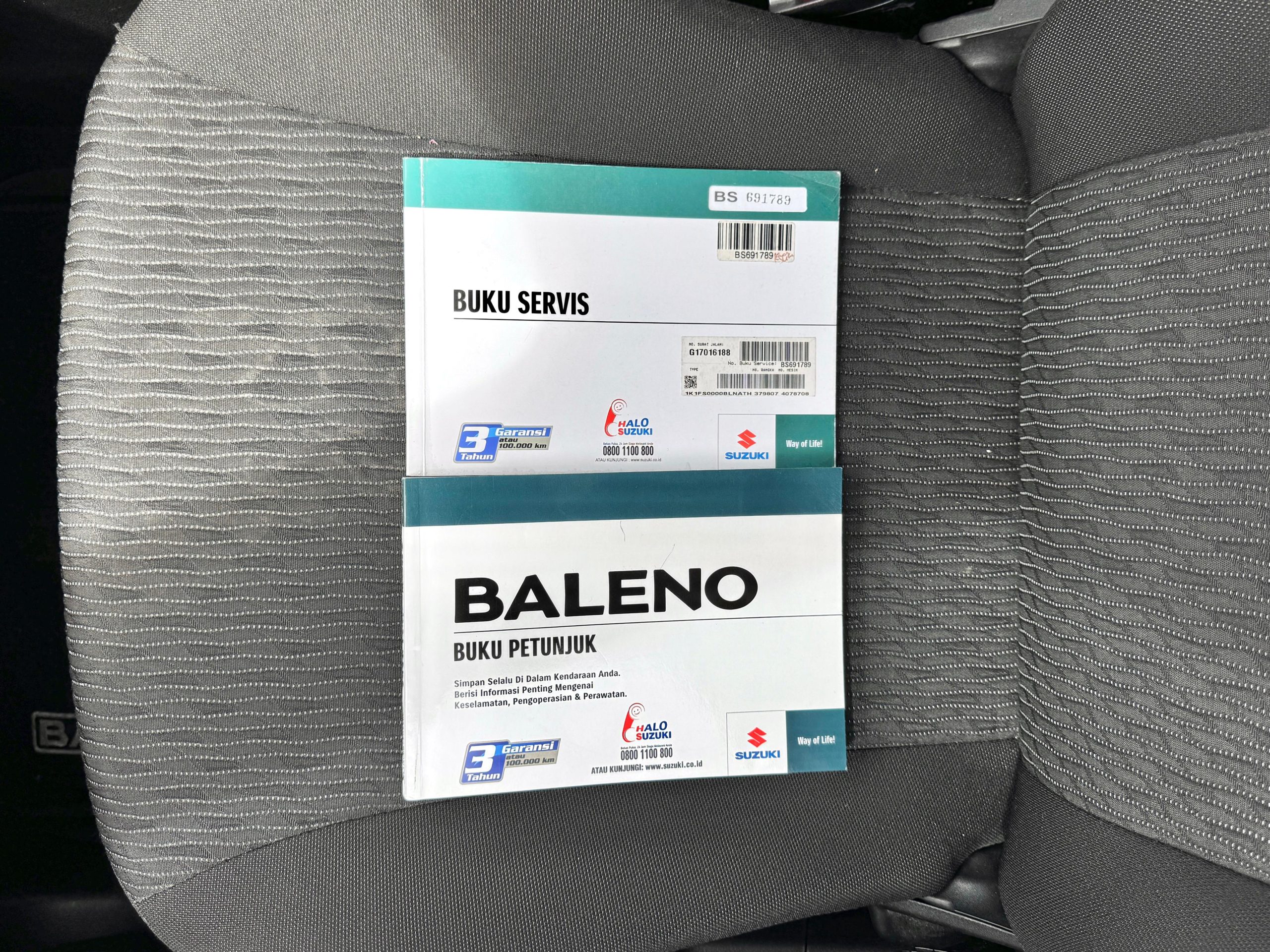 Suzuki Baleno Hb AT Merah - Gambar 15