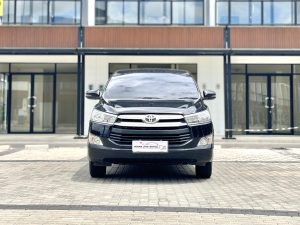Toyota Innova 2.0 G AT Hitam