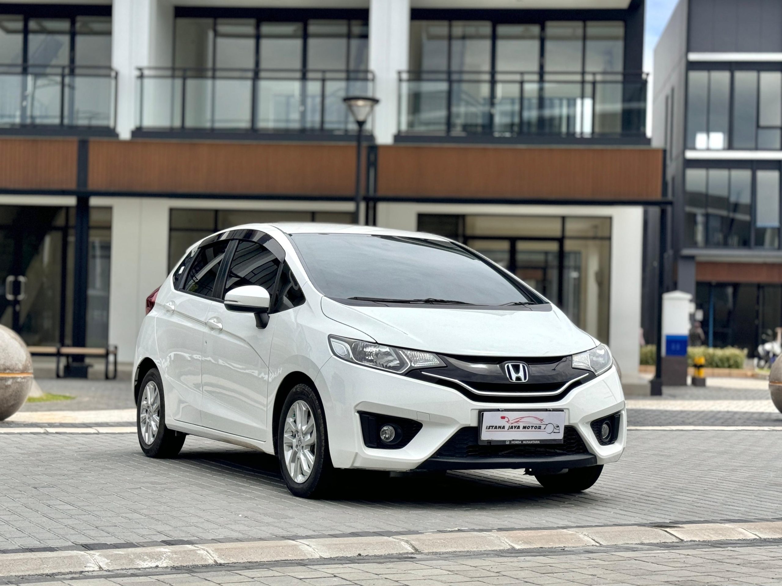 Honda Jazz S AT Putih - Gambar 3