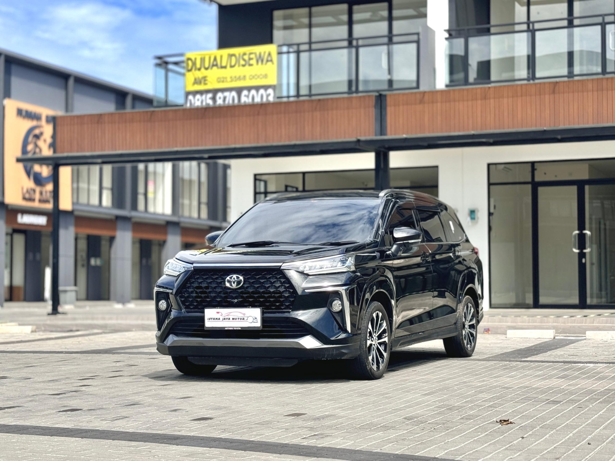 Toyota Veloz 1.5 Q AT Hitam - Gambar 3