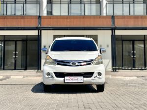 Toyota Avanza 1.3 G MT Putih