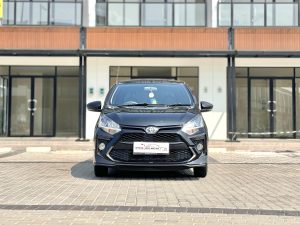 Toyota Agya 1.2 GR SPORT MT HITAM