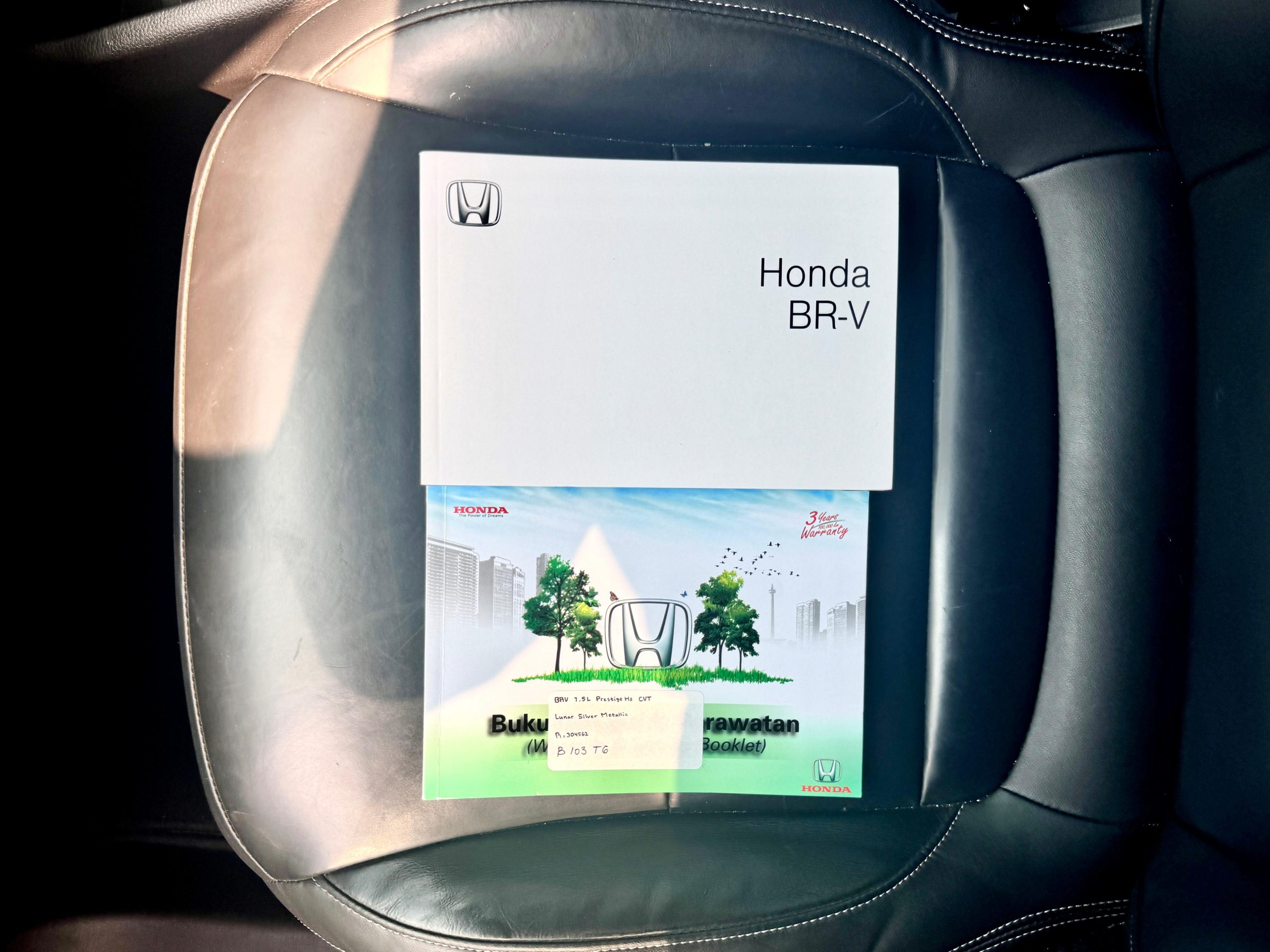 Honda BRV Prestige Sensing AT Silver - Gambar 15