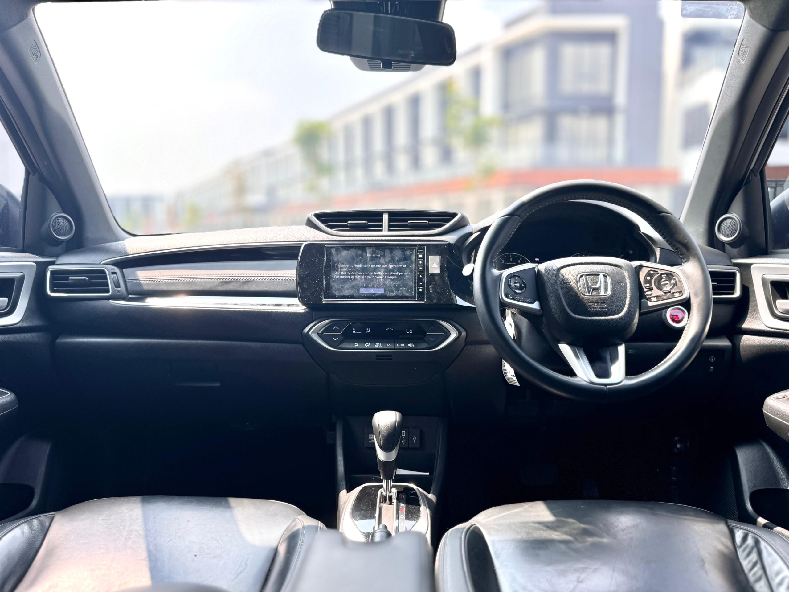 Honda BRV Prestige Sensing AT Silver - Gambar 12