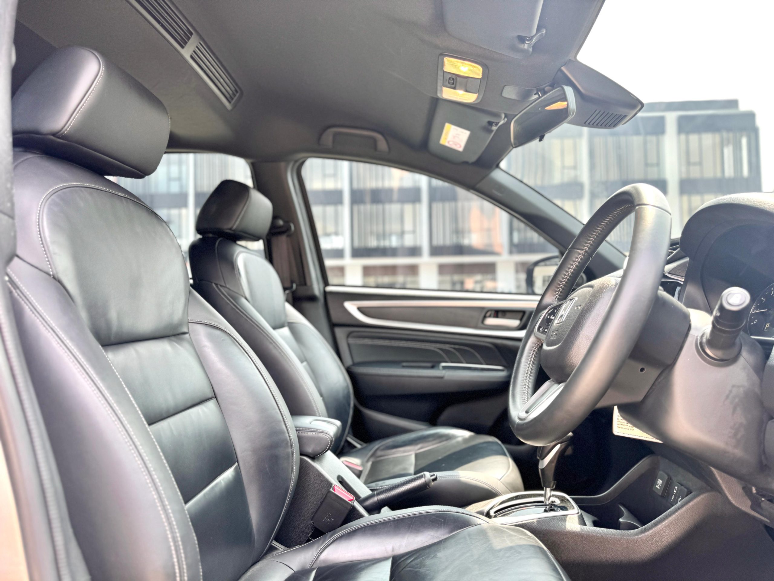 Honda BRV Prestige Sensing AT Silver - Gambar 13