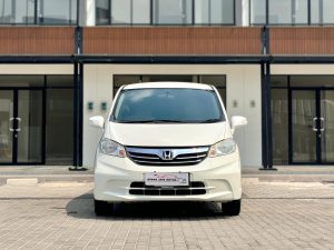Honda Freed S (acdb) Putih