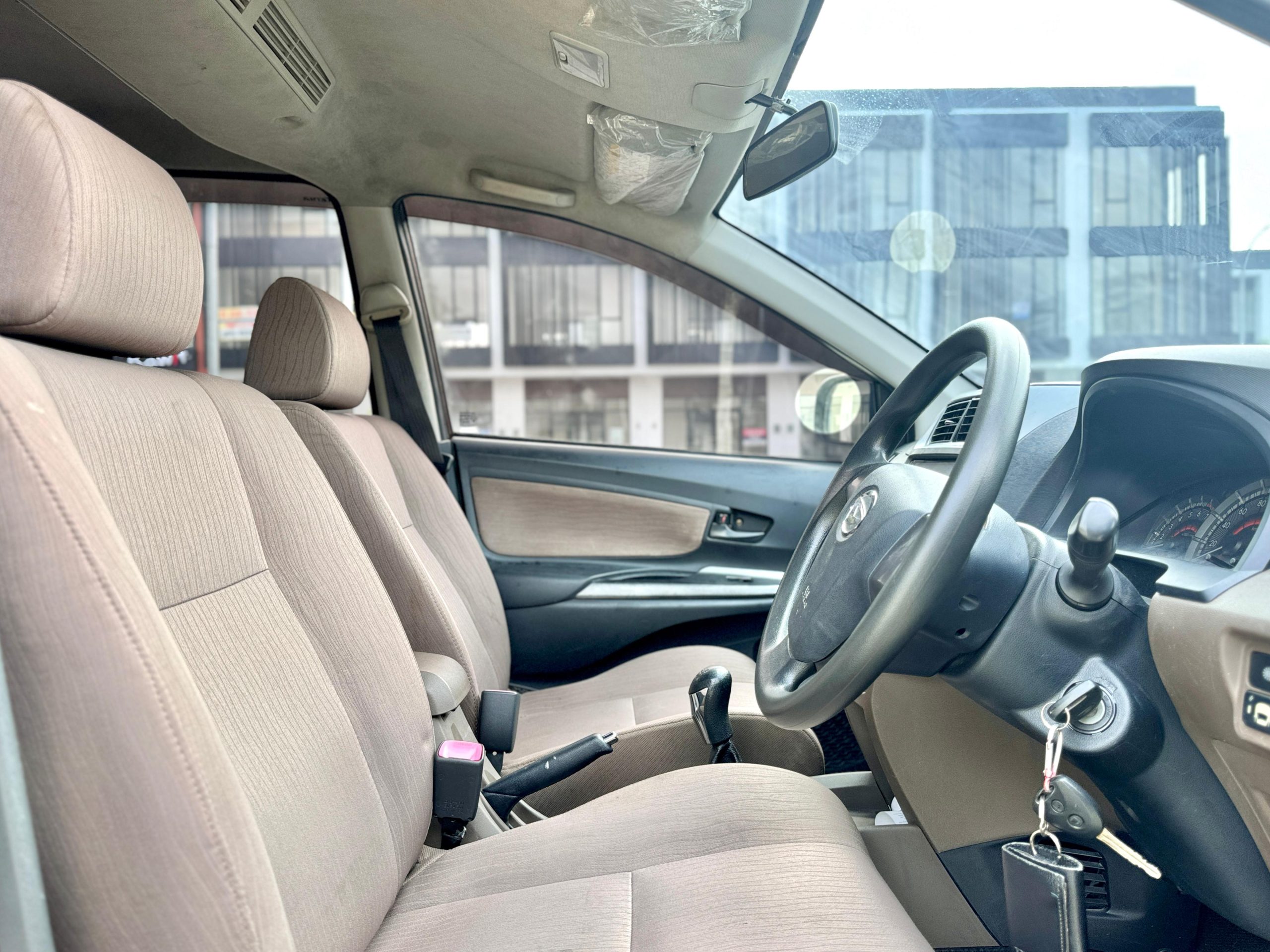 Daihatsu Xenia R Sporty MT Coklat - Gambar 8