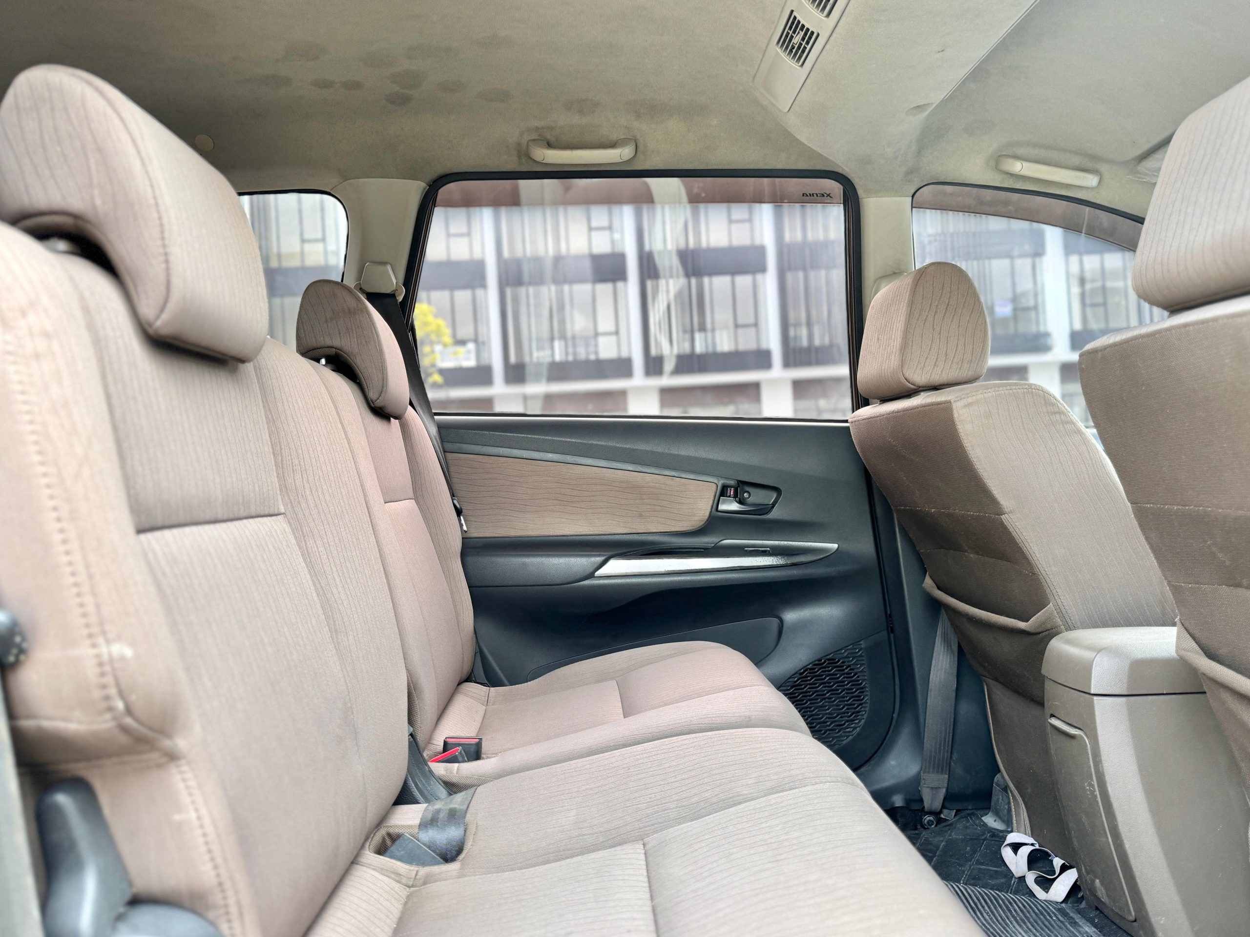 Daihatsu Xenia R Sporty MT Coklat - Gambar 12