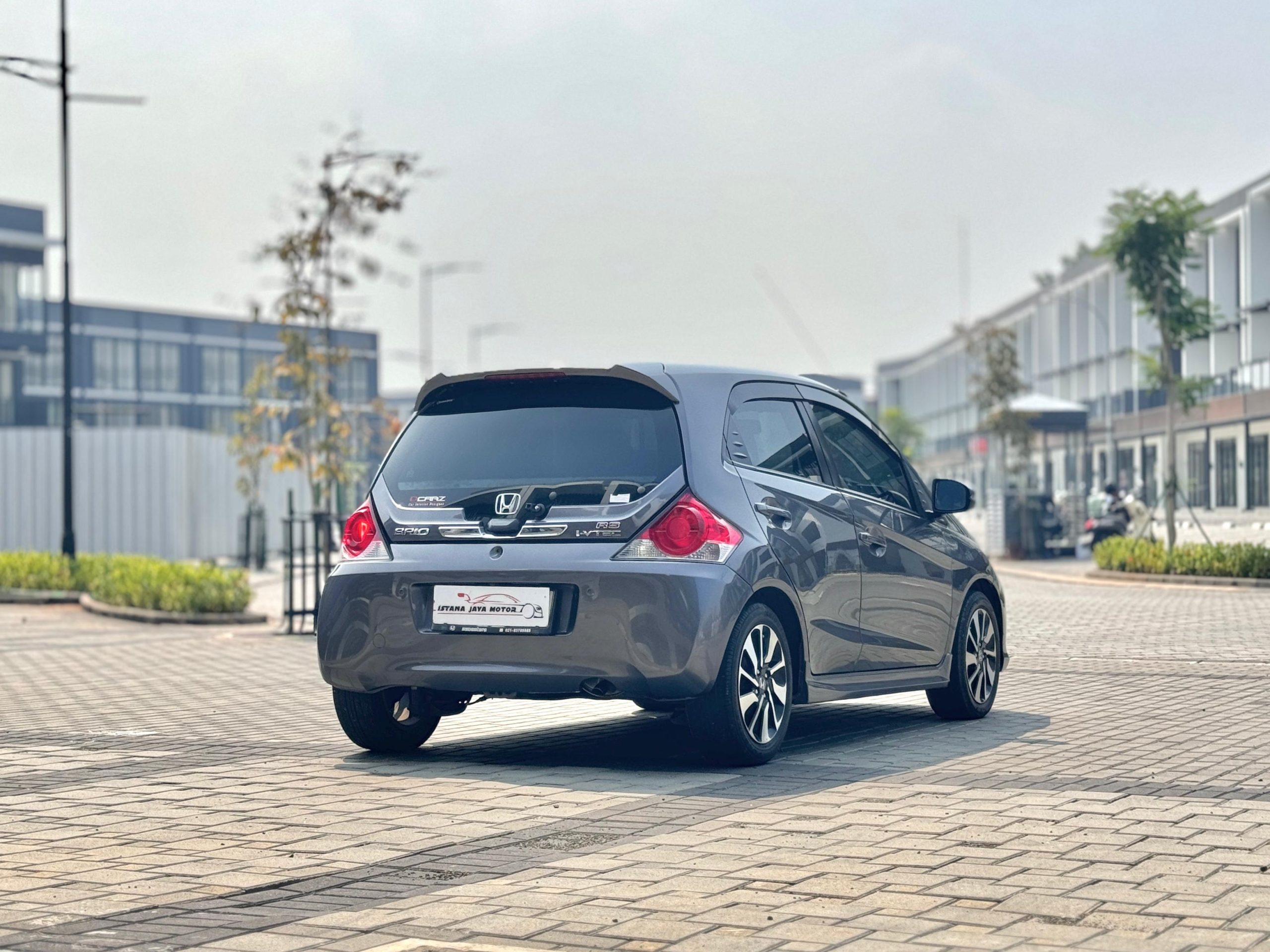 Honda Brio RS AT ABU - Gambar 7