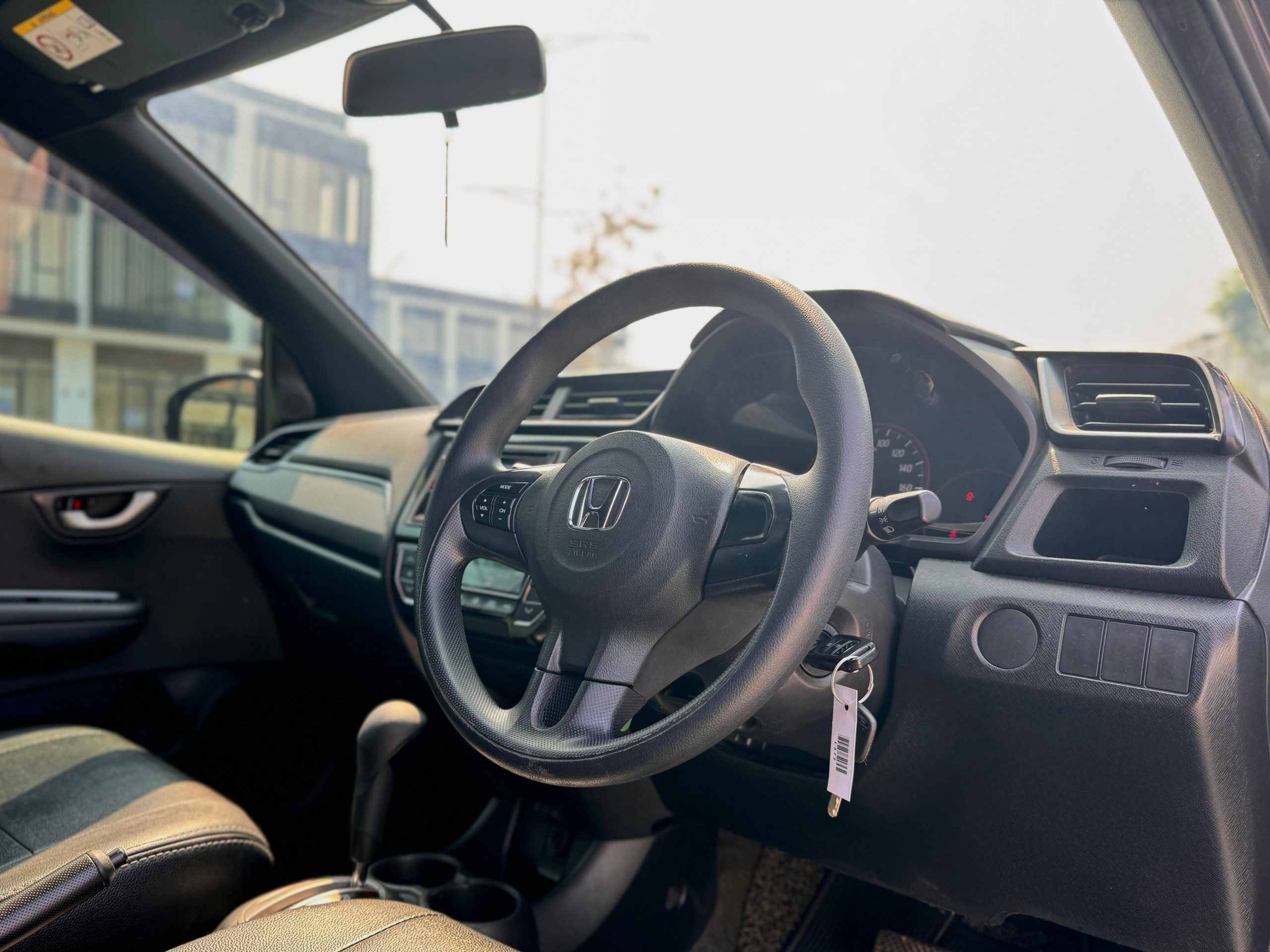 Honda Brio RS AT ABU - Gambar 9