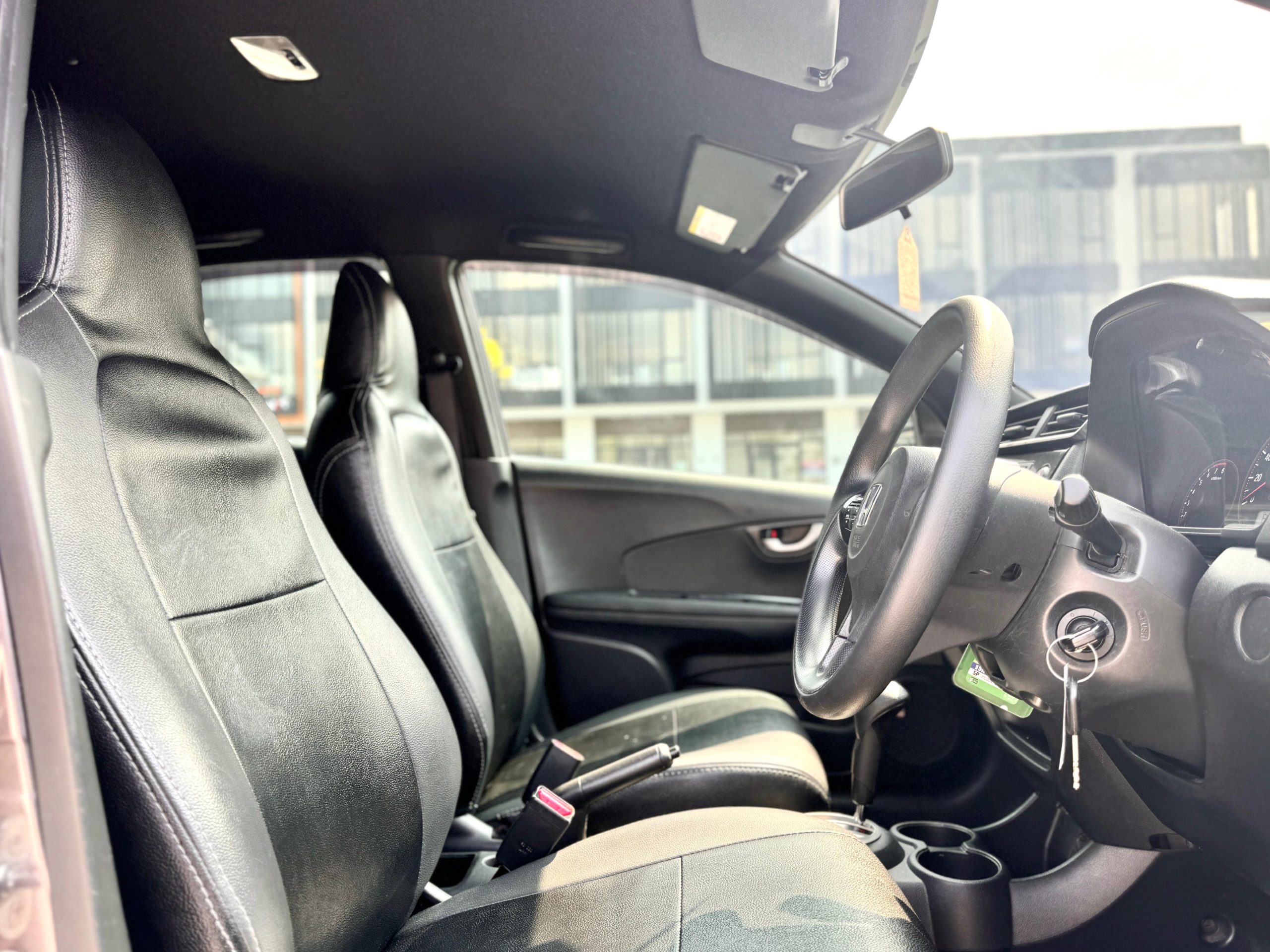 Honda Brio RS AT ABU - Gambar 11