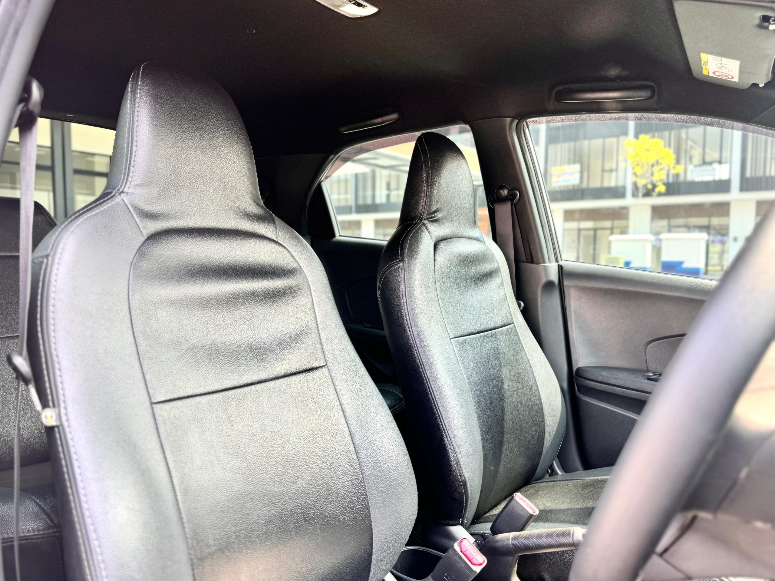 Honda Brio RS AT ABU - Gambar 14