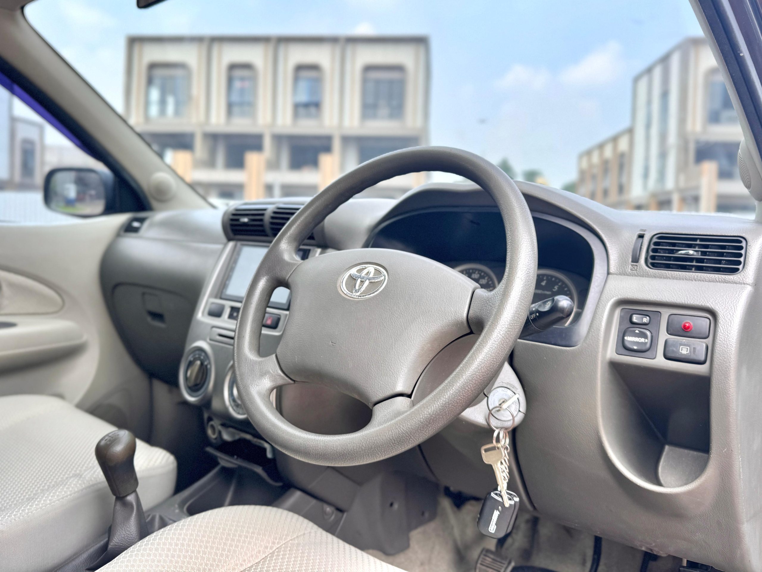 Toyota Avanza 1.5 S MT Hitam - Gambar 10