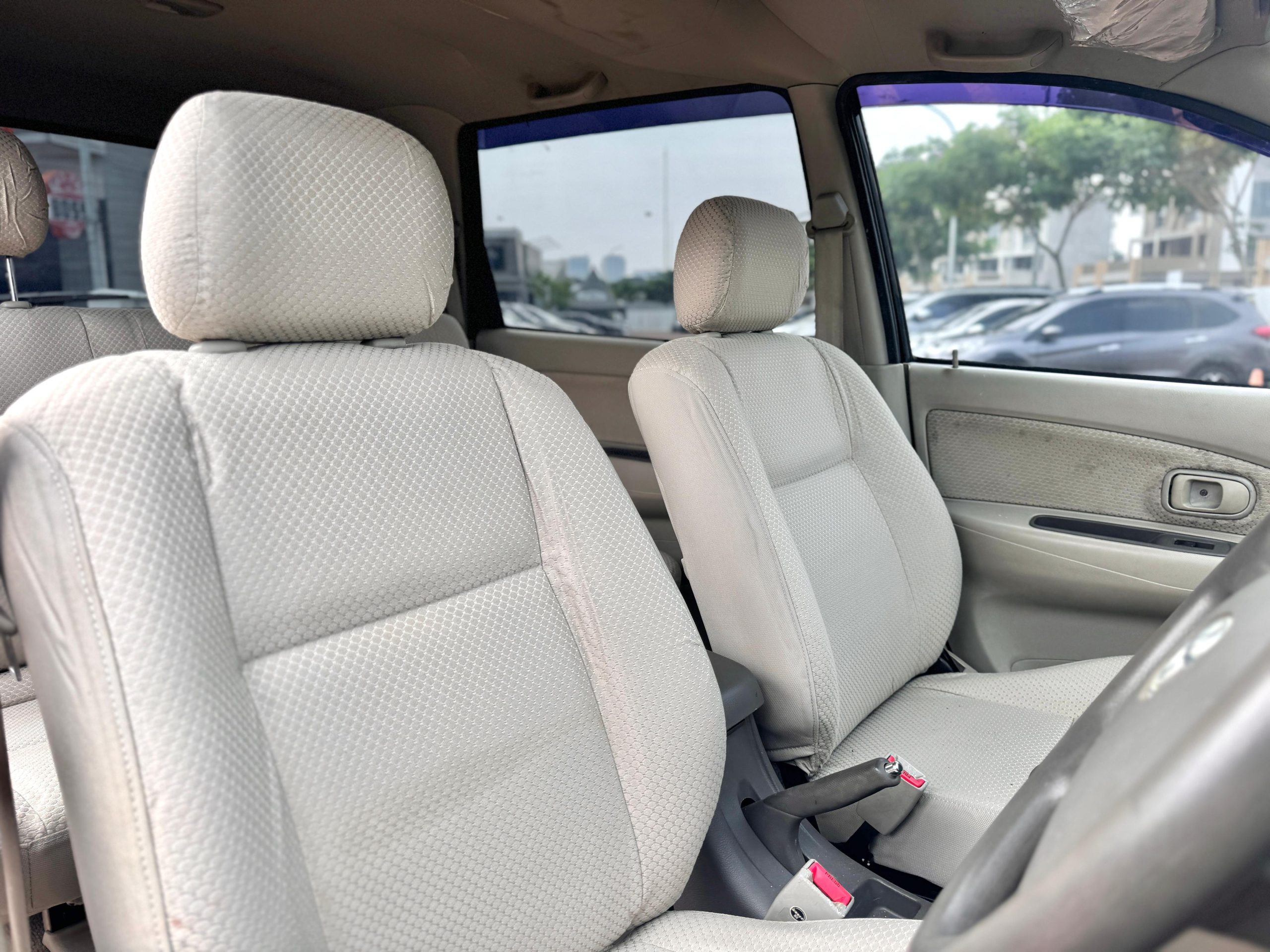 Toyota Avanza 1.5 S MT Hitam - Gambar 12