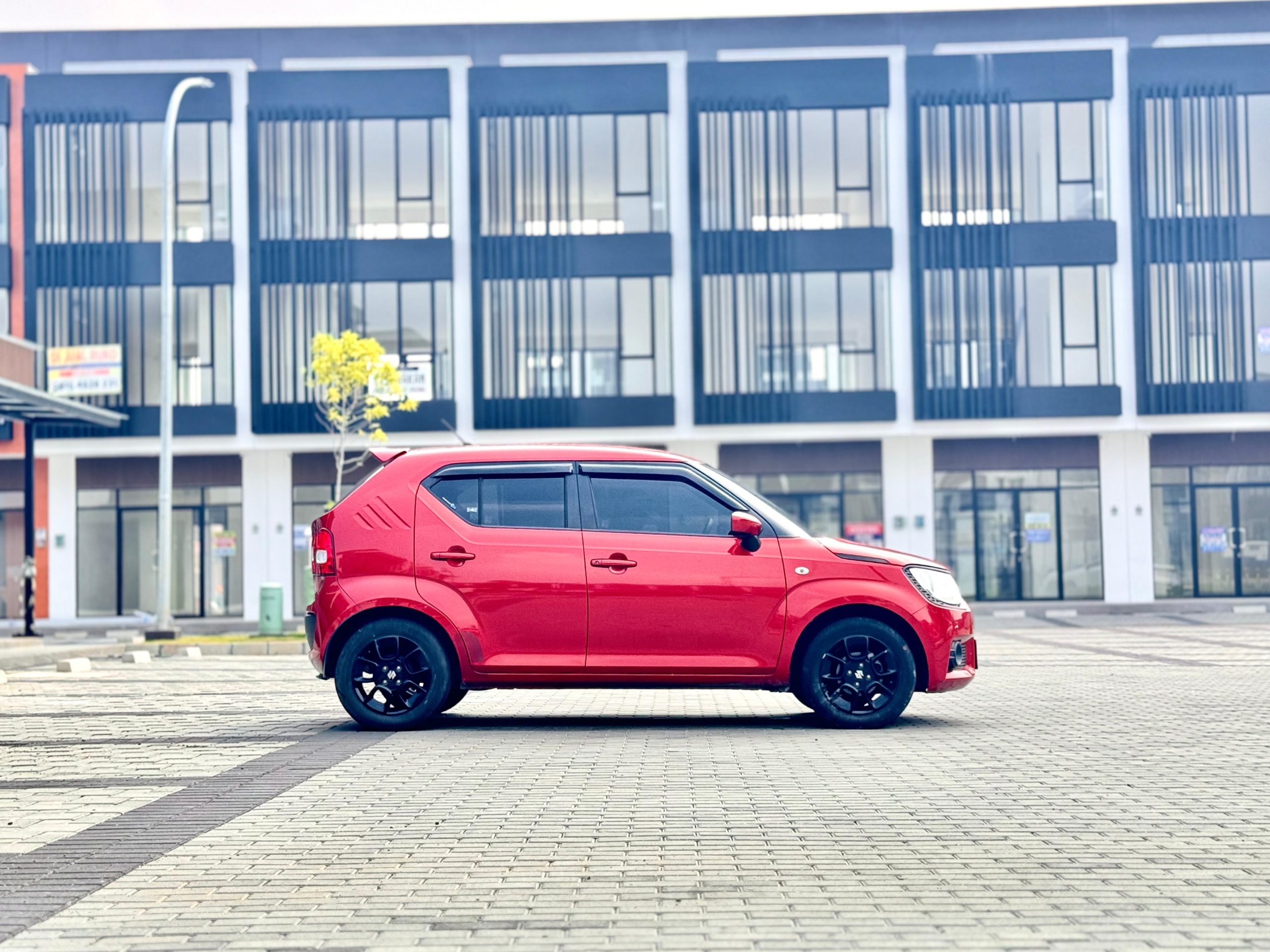 Suzuki Ignis GL MT MERAH - Gambar 5