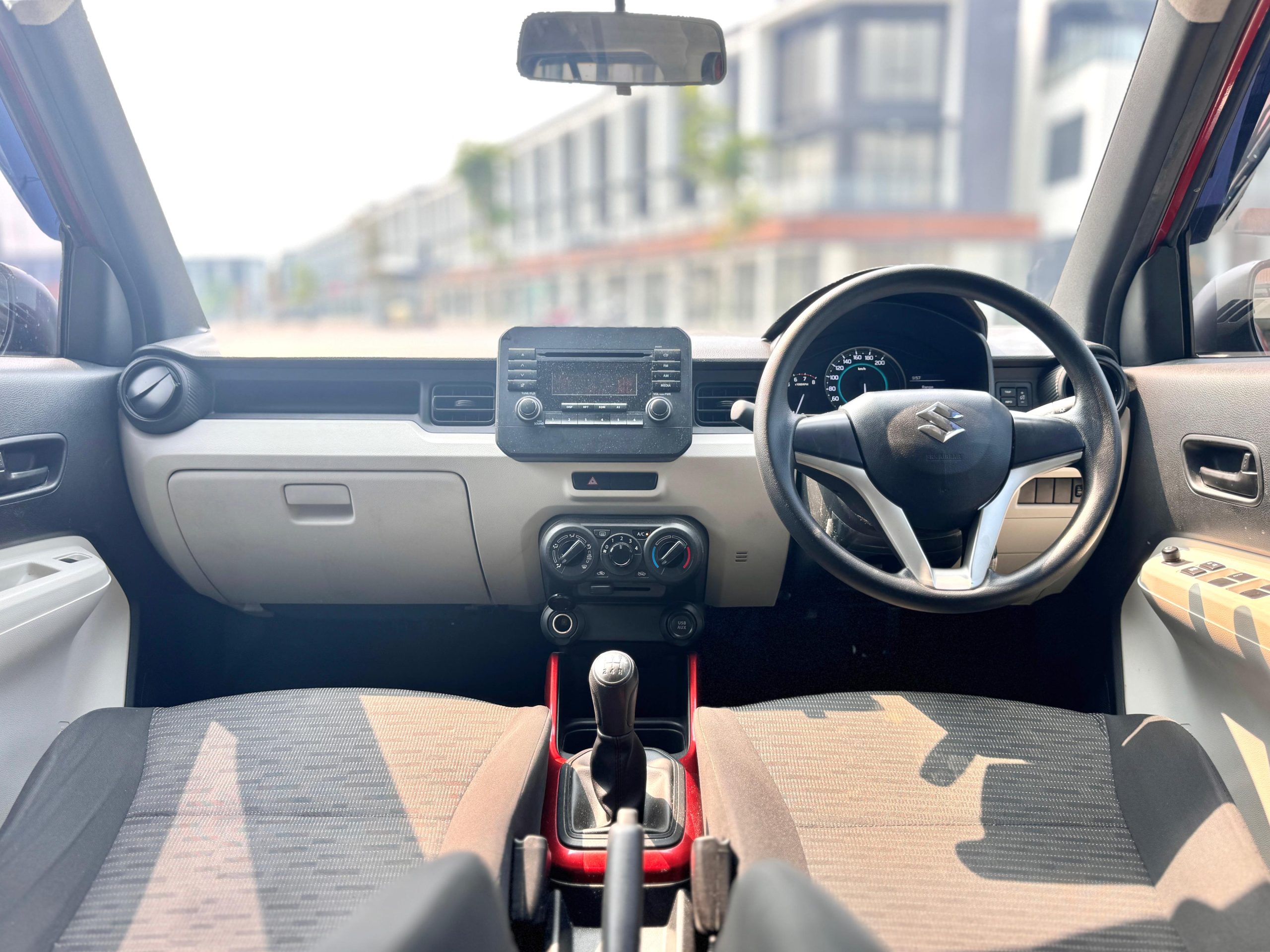 Suzuki Ignis GL MT MERAH - Gambar 9