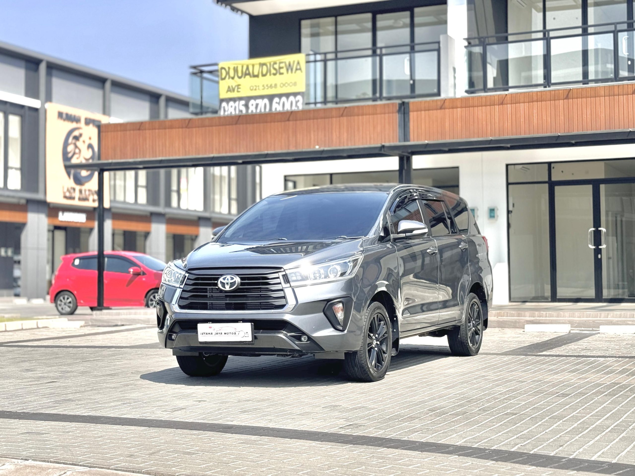 TOYOTA INNOVA 2.4 V AT FACELIFT ABU - Gambar 3