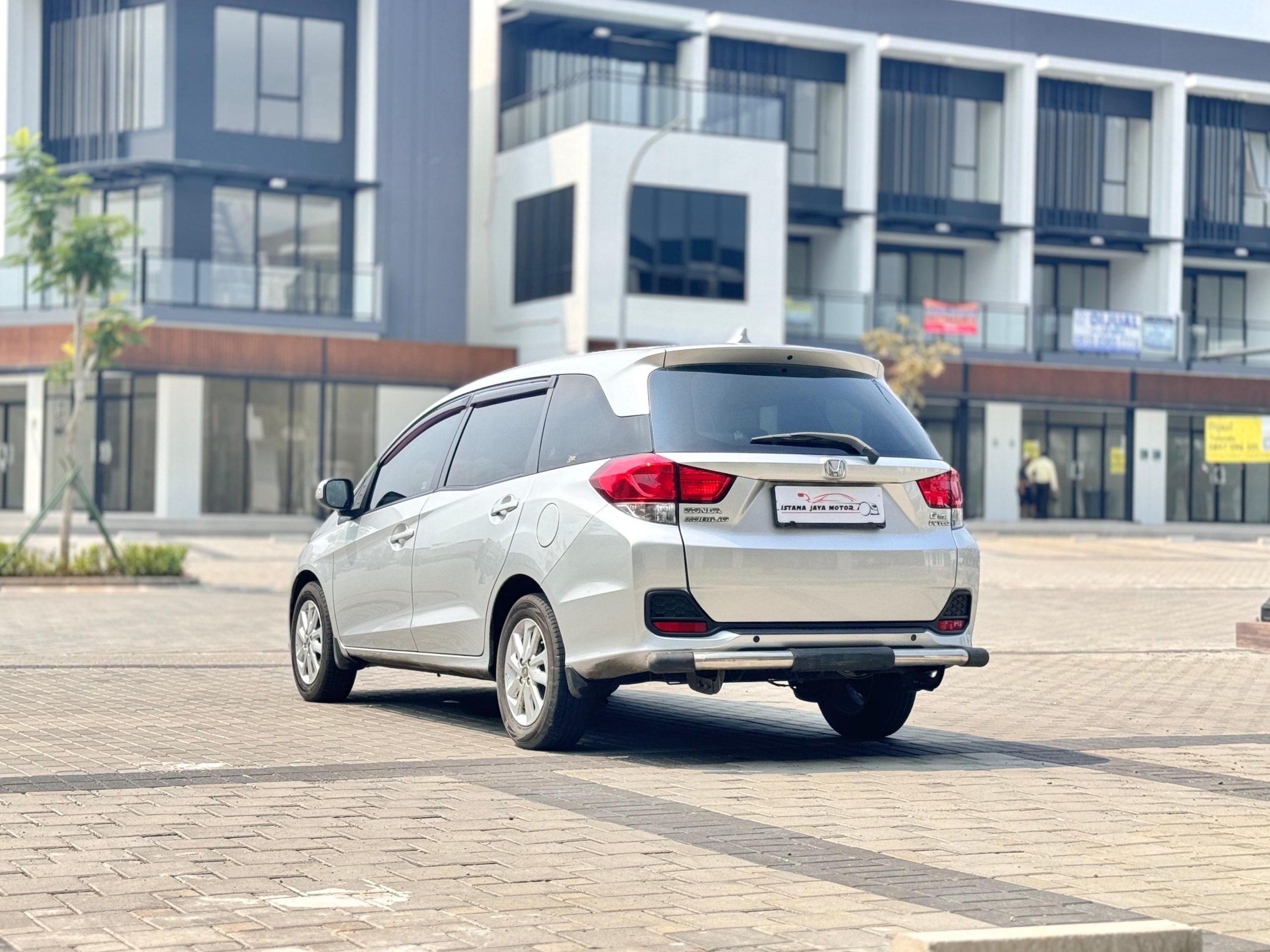 Honda Mobilio E AT Abu - Gambar 4