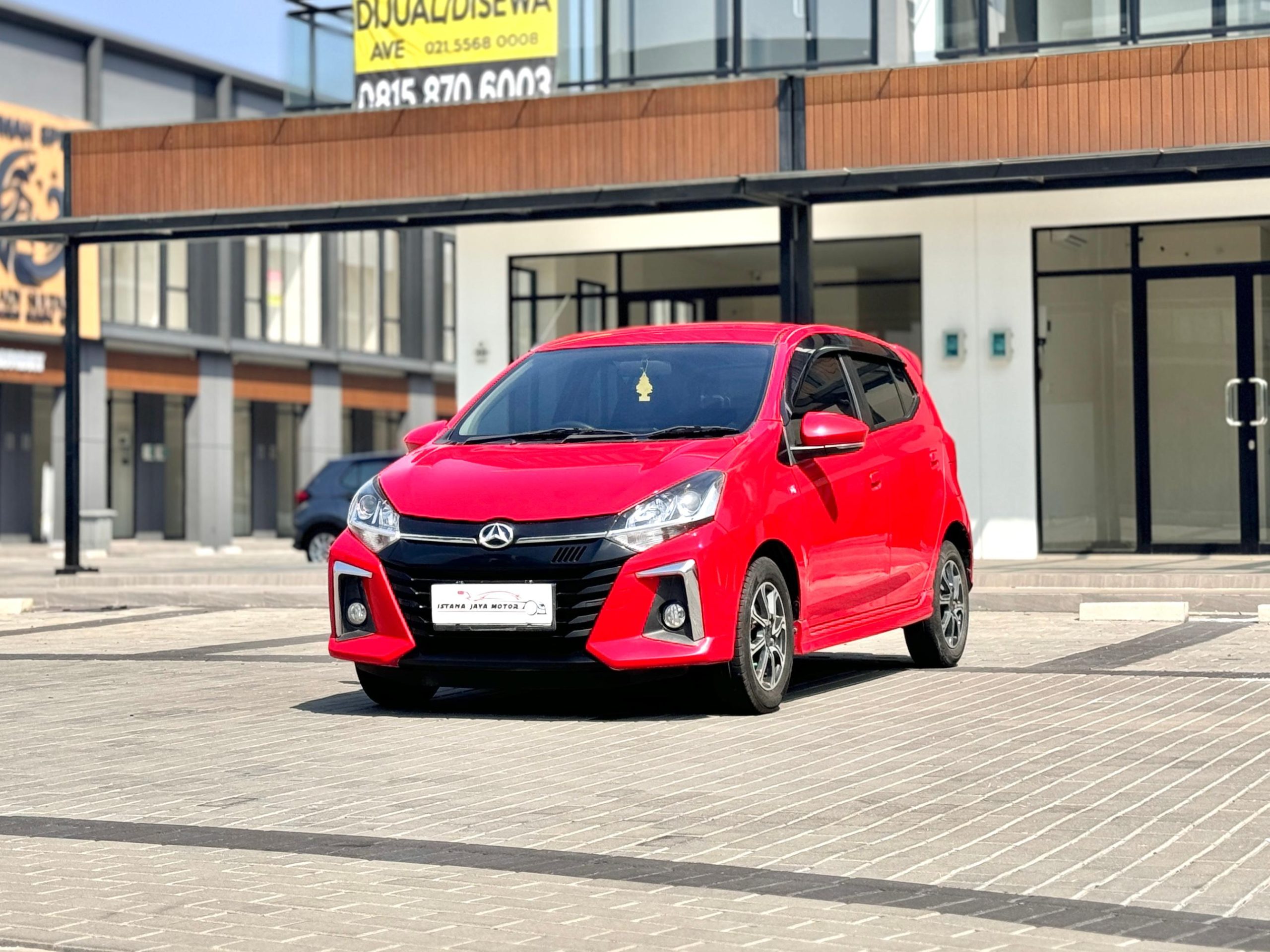 Daihatsu Ayla 1.2 R AT Merah - Gambar 2