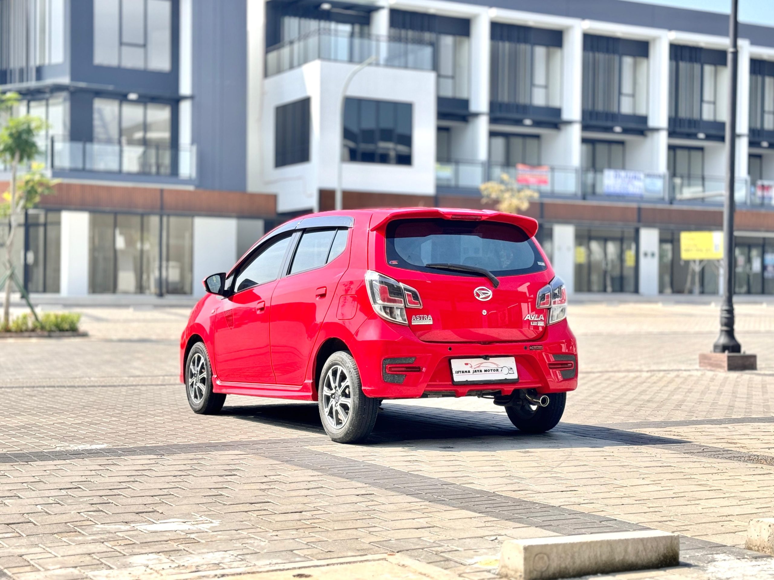 Daihatsu Ayla 1.2 R AT Merah - Gambar 6